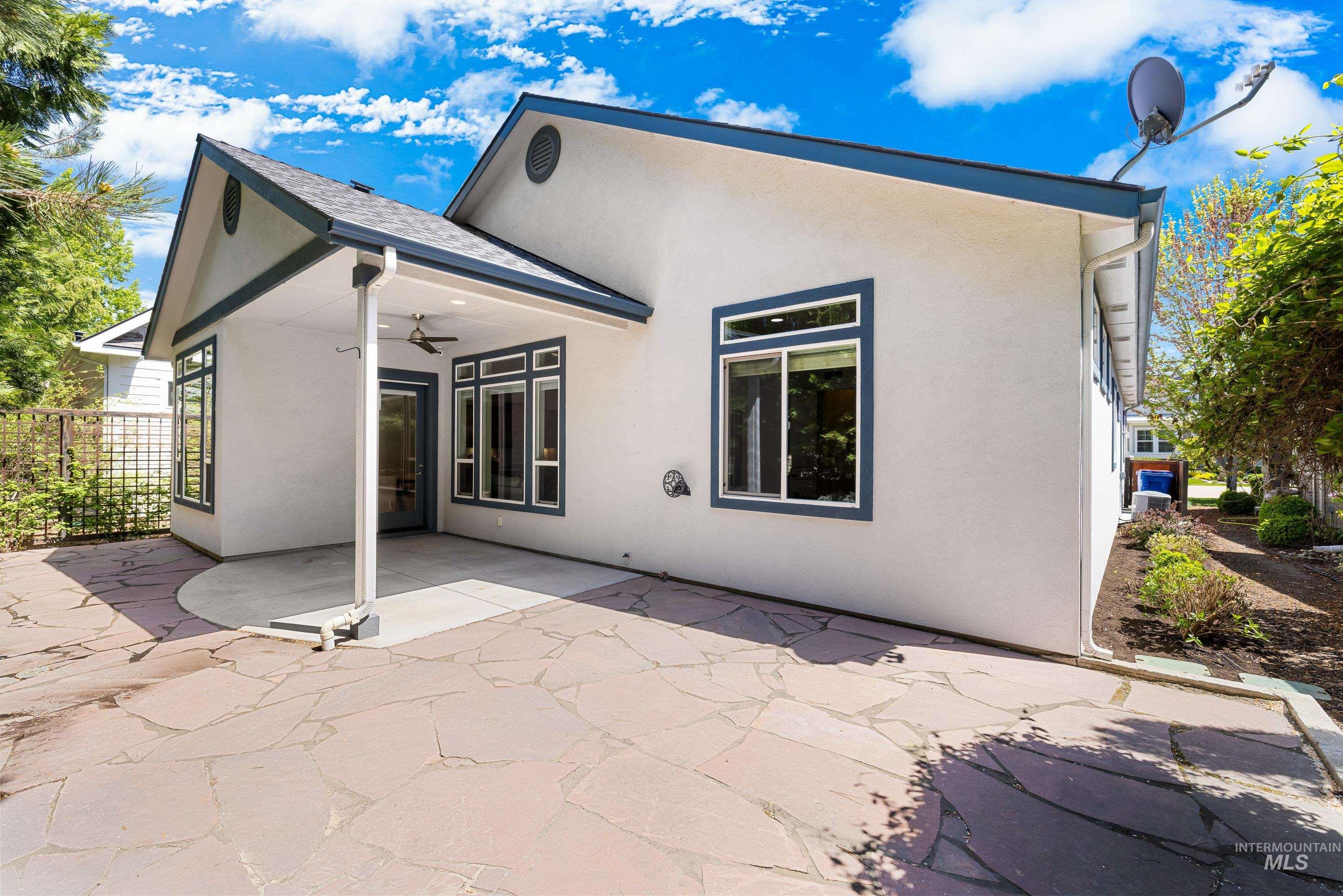 2481 S Creek Pointe Ln