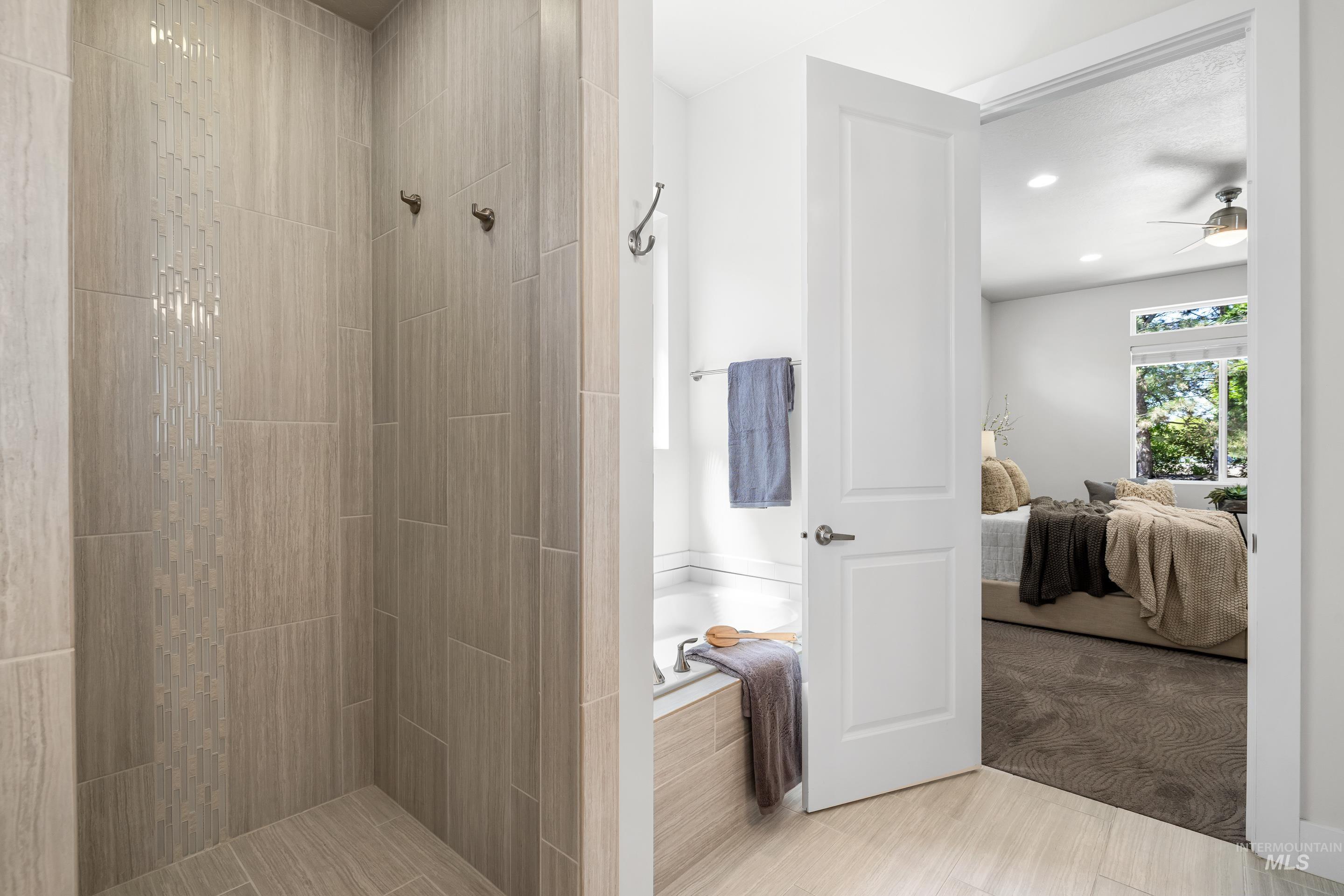 2481 S Creek Pointe Ln