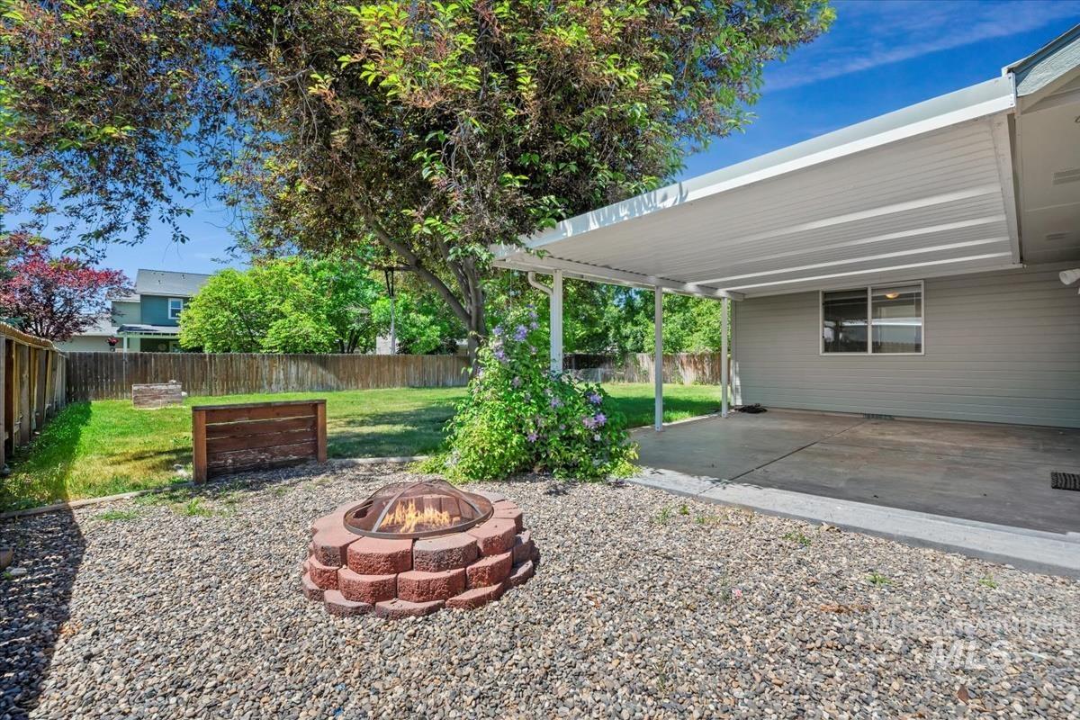 2969 N Quarrystone Way