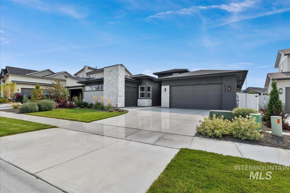 9337 W Sooty Grouse Ct