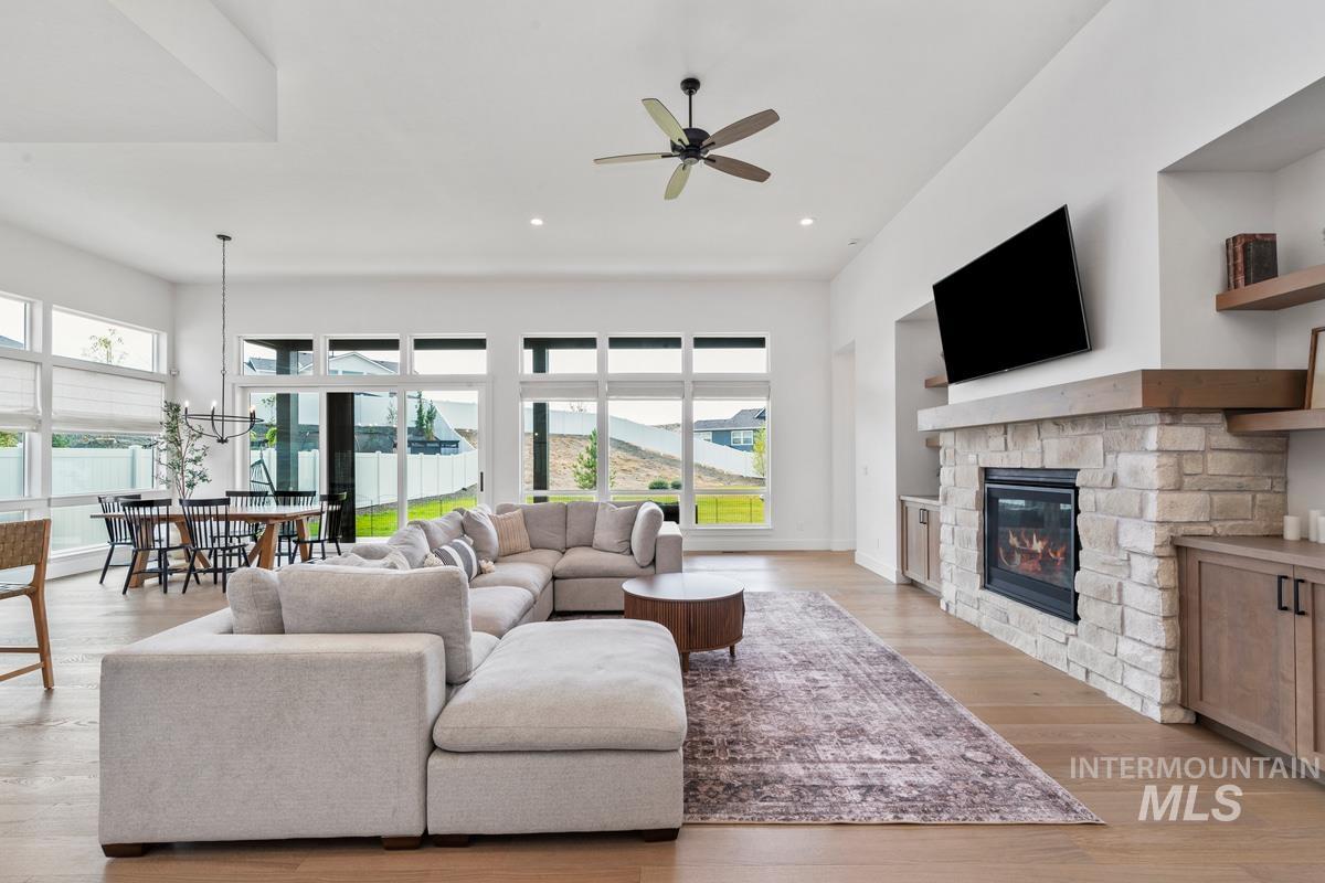 9337 W Sooty Grouse Ct