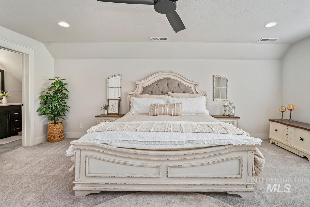 4696 N Legacy Woods Pl