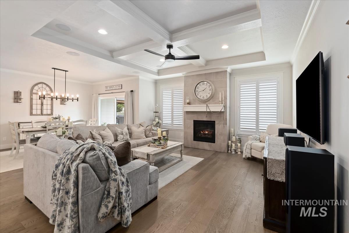 4696 N Legacy Woods Pl