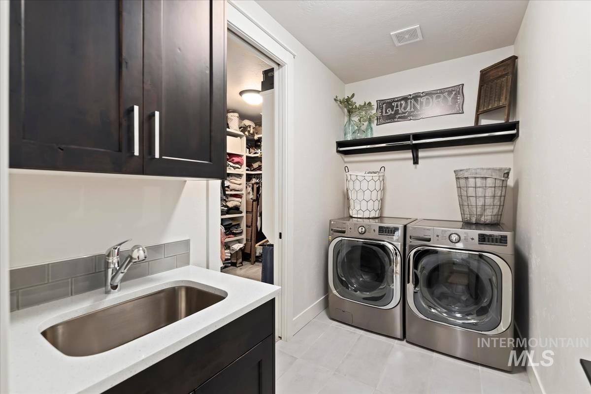 4696 N Legacy Woods Pl