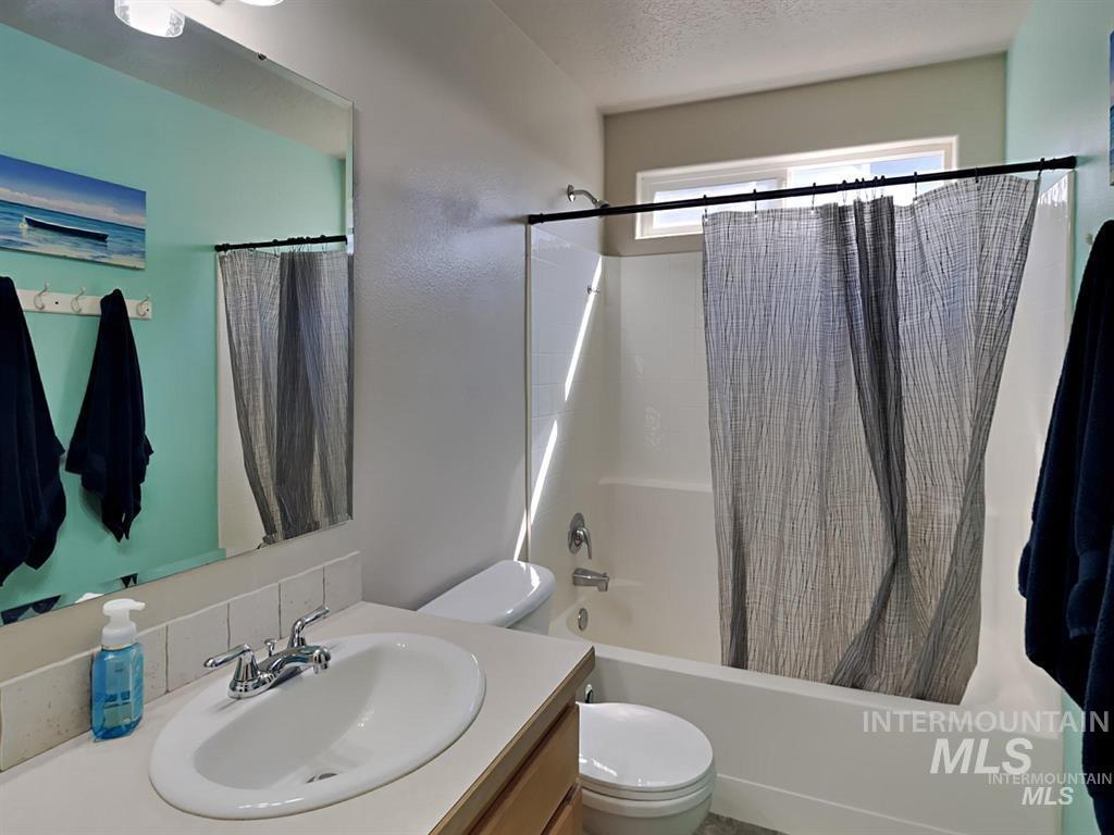 4249 E English Drive