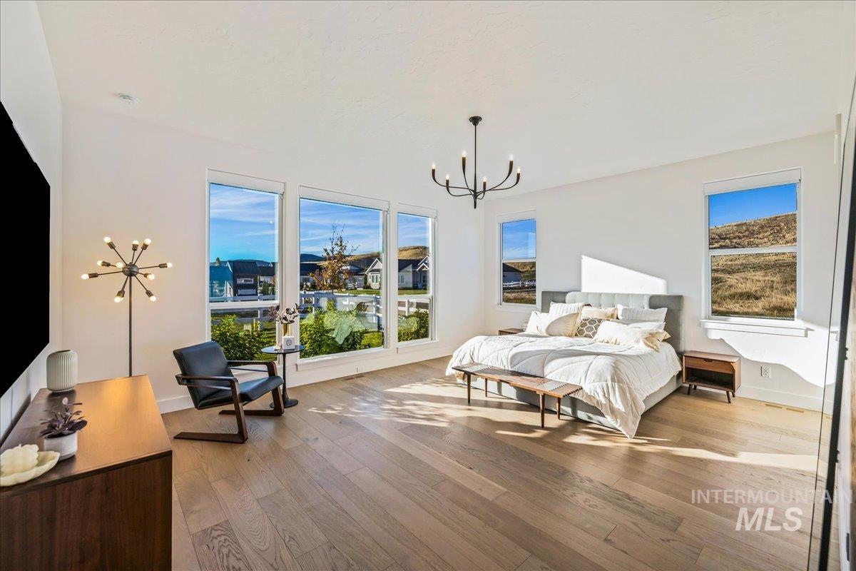 14437 N Woodpecker Avenue