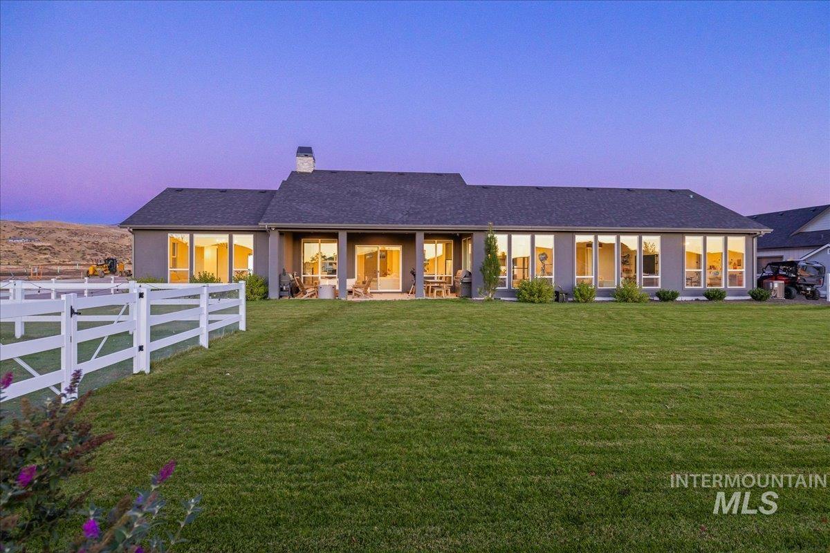 14437 N Woodpecker Avenue