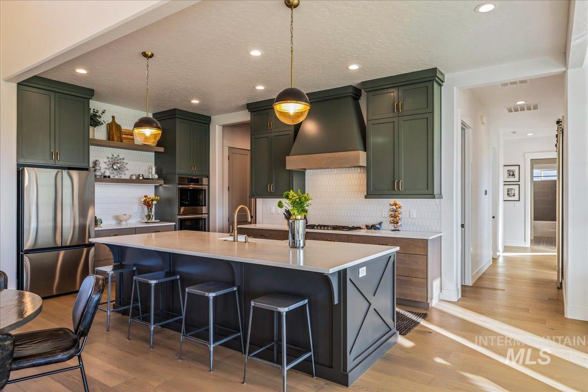 14437 N Woodpecker Avenue