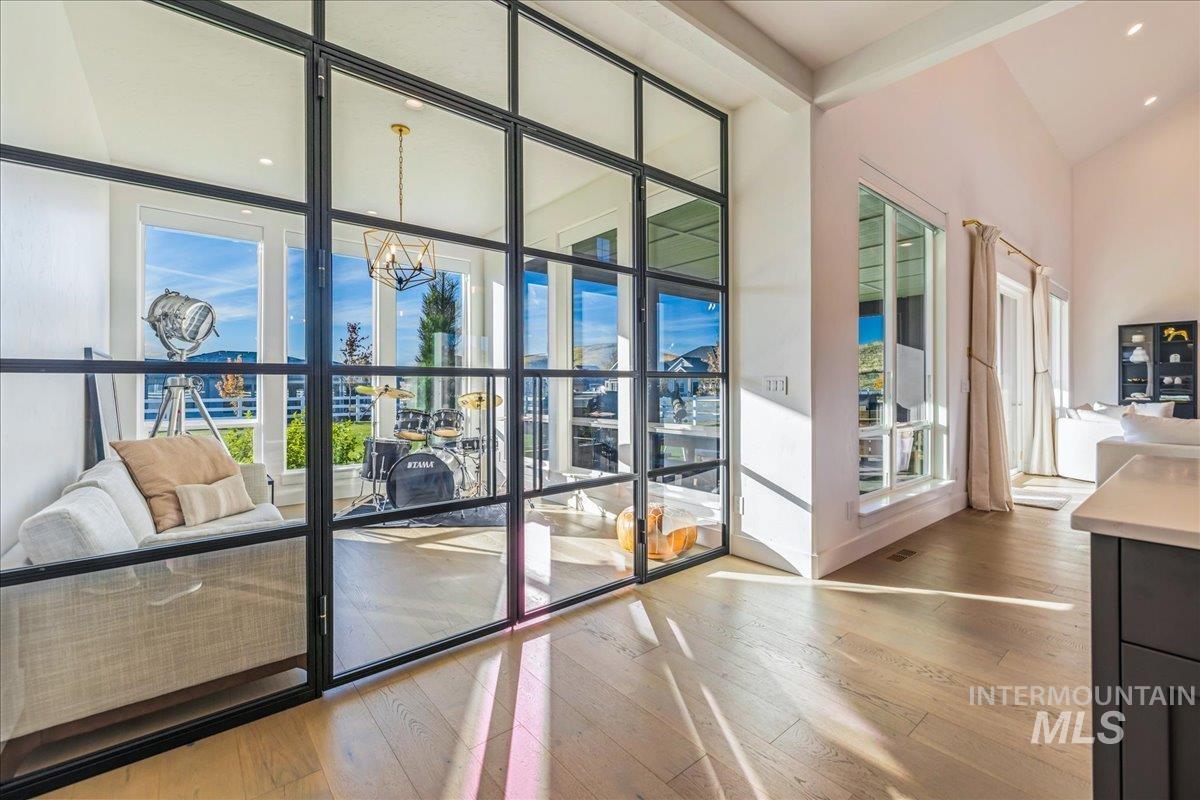 14437 N Woodpecker Avenue