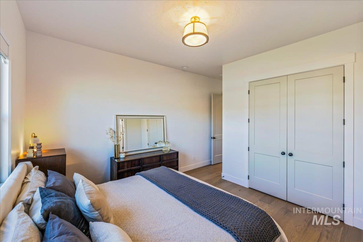 14437 N Woodpecker Avenue