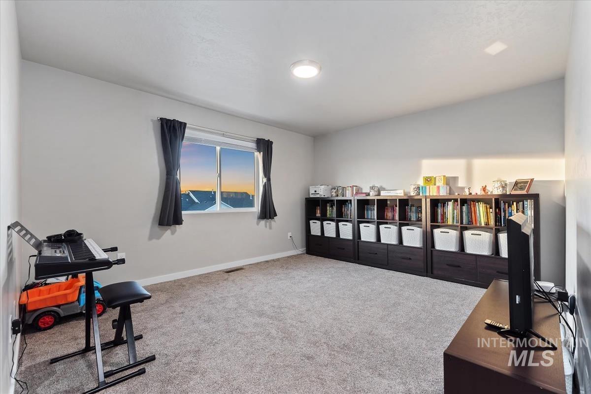 17443 N Owl Peak Ave