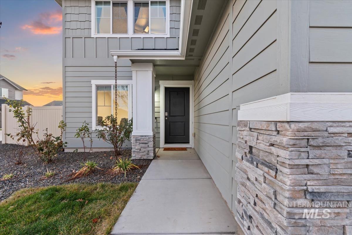 17443 N Owl Peak Ave