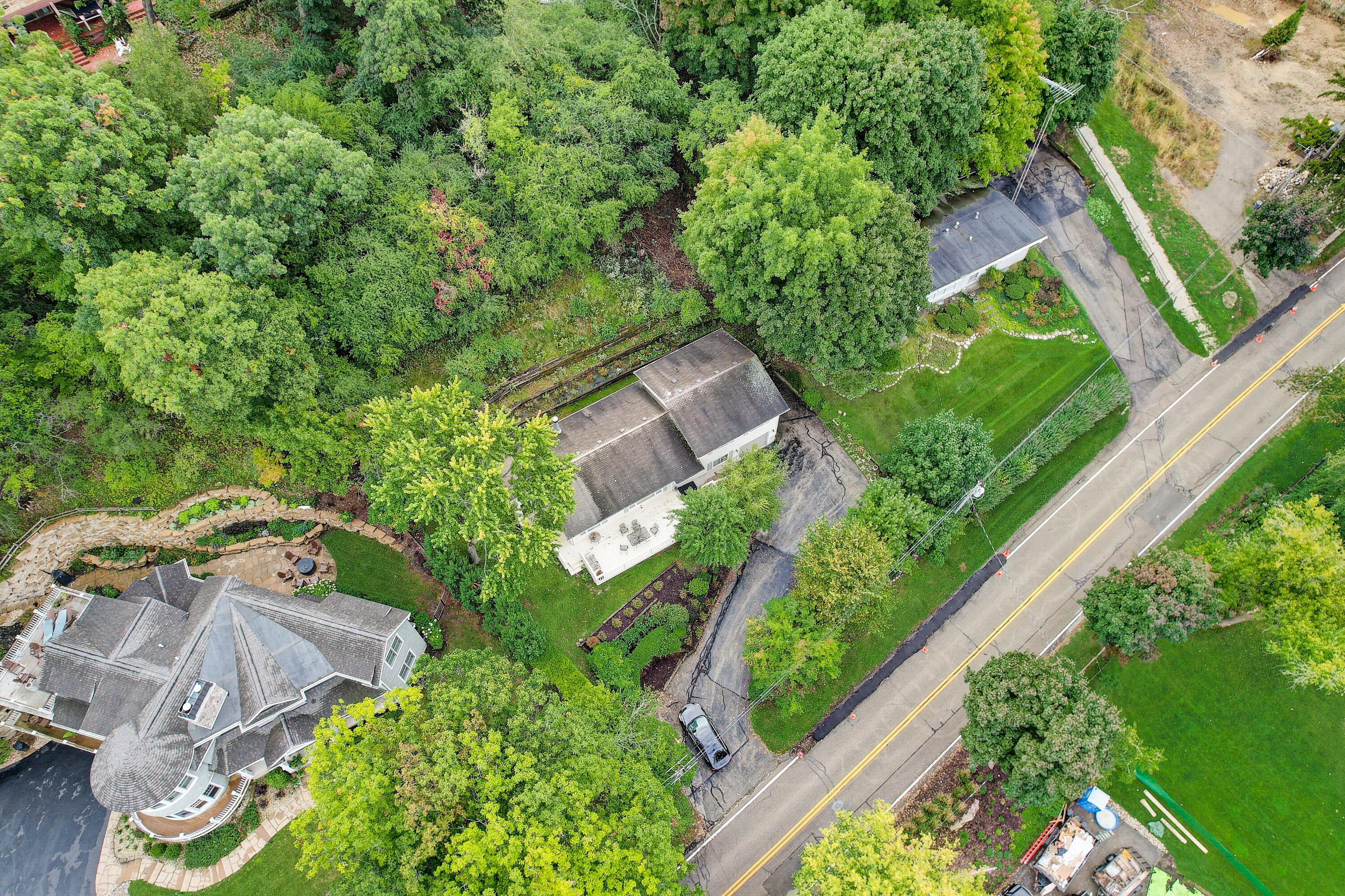 723 Shabbona Dr