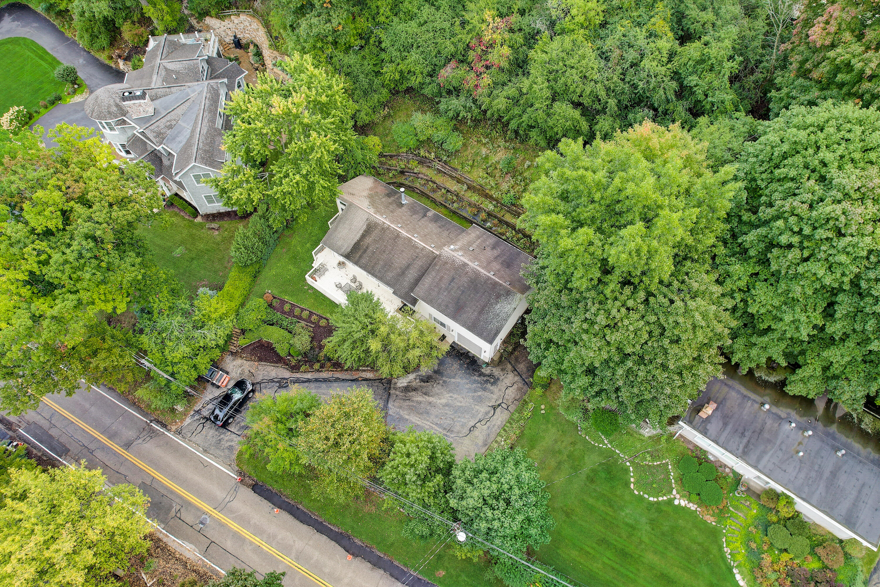 723 Shabbona Dr