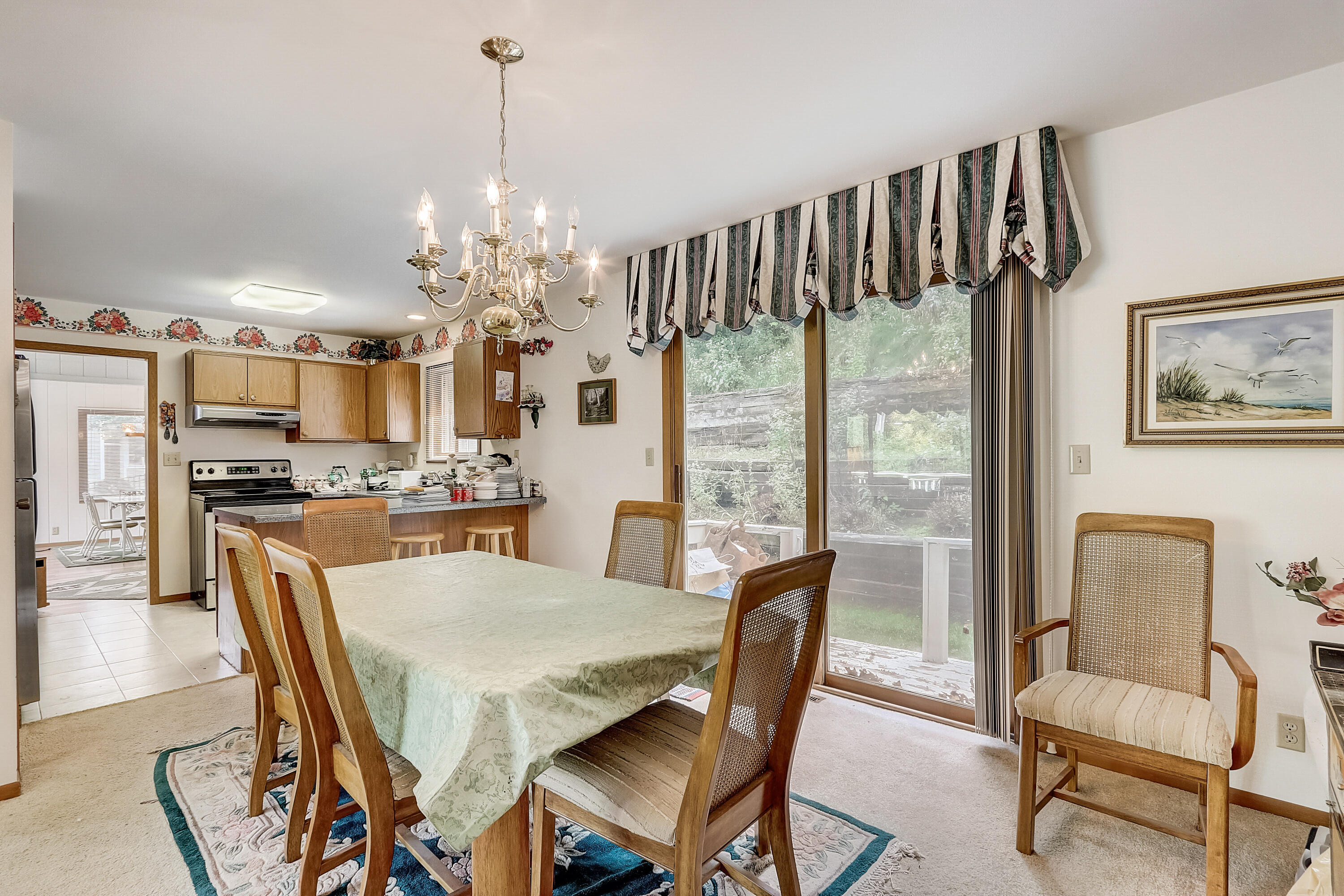 723 Shabbona Dr