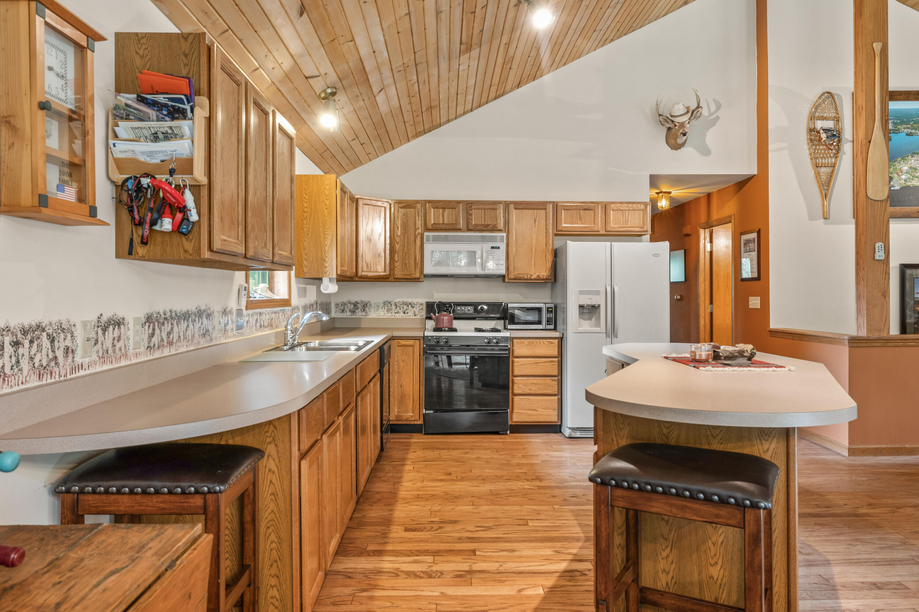1120 S Lake Shore Dr #33