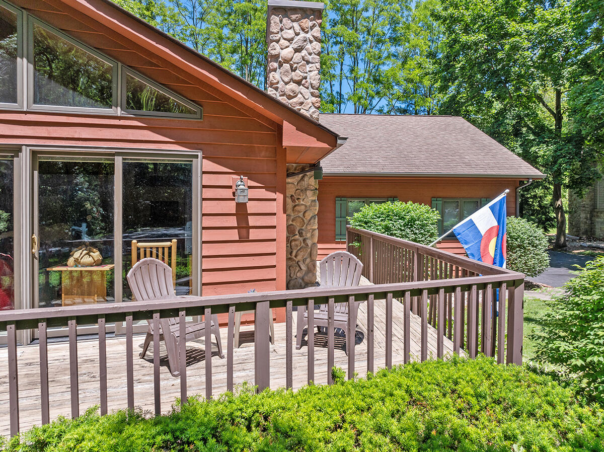 1120 S Lake Shore Dr #33