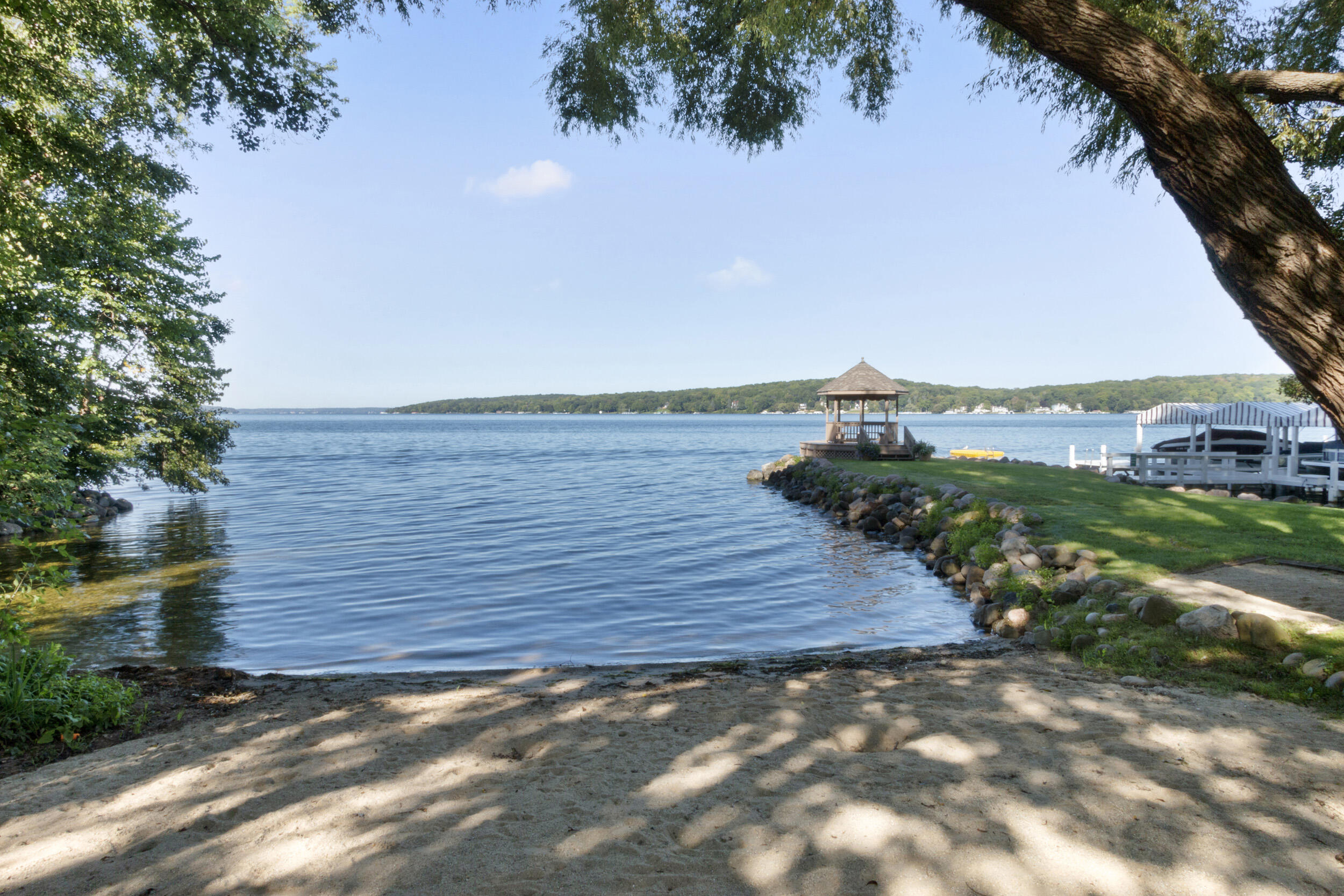1120 S Lake Shore Dr #33