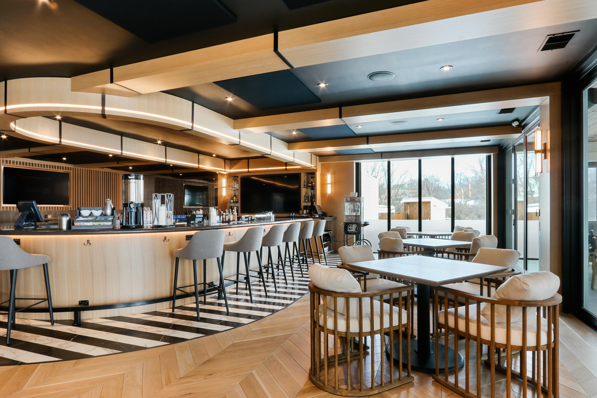 1540 Geneva Club Dr Unit: 18-24