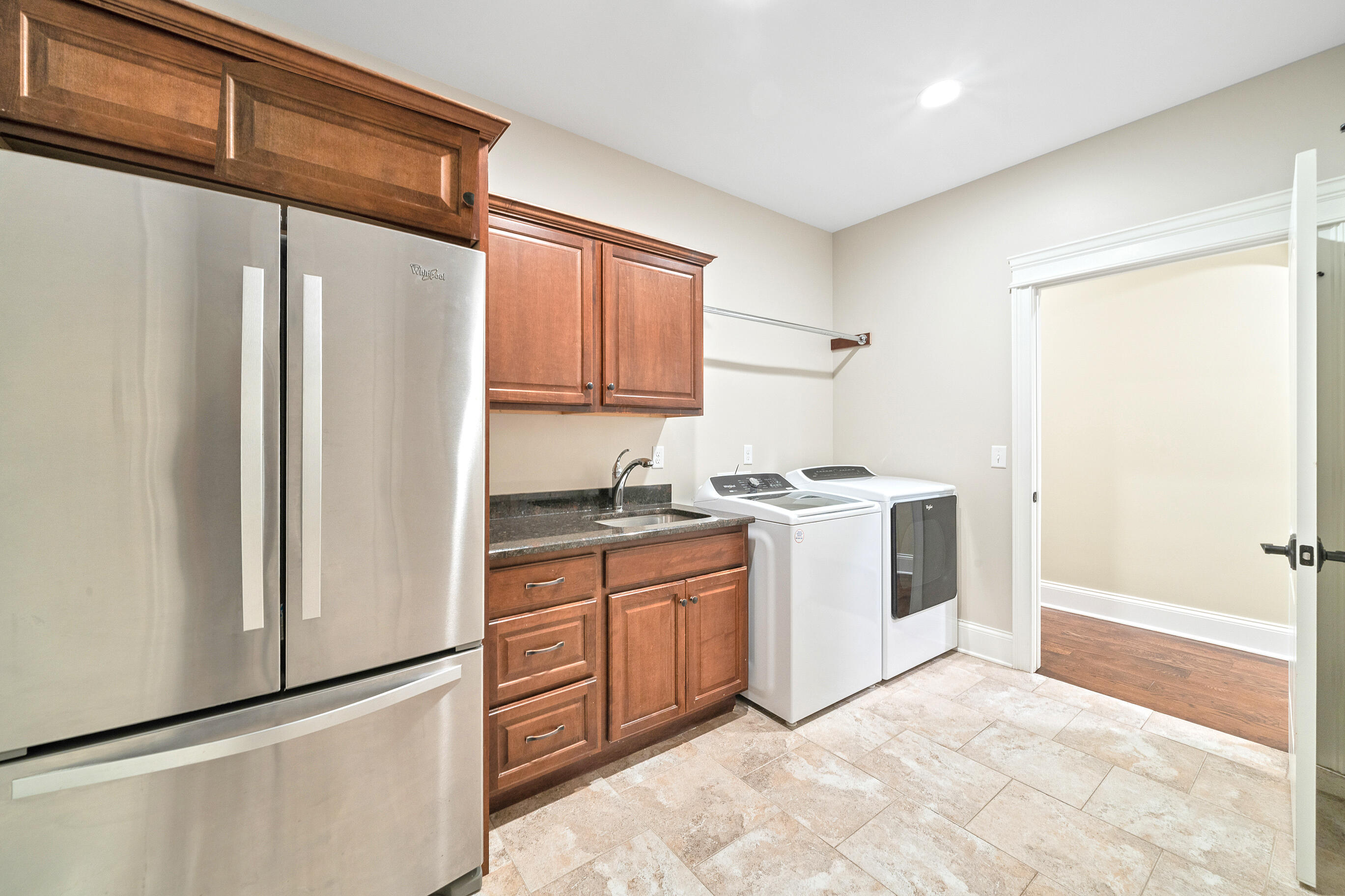 1540 Geneva Club Dr Unit: 18-24