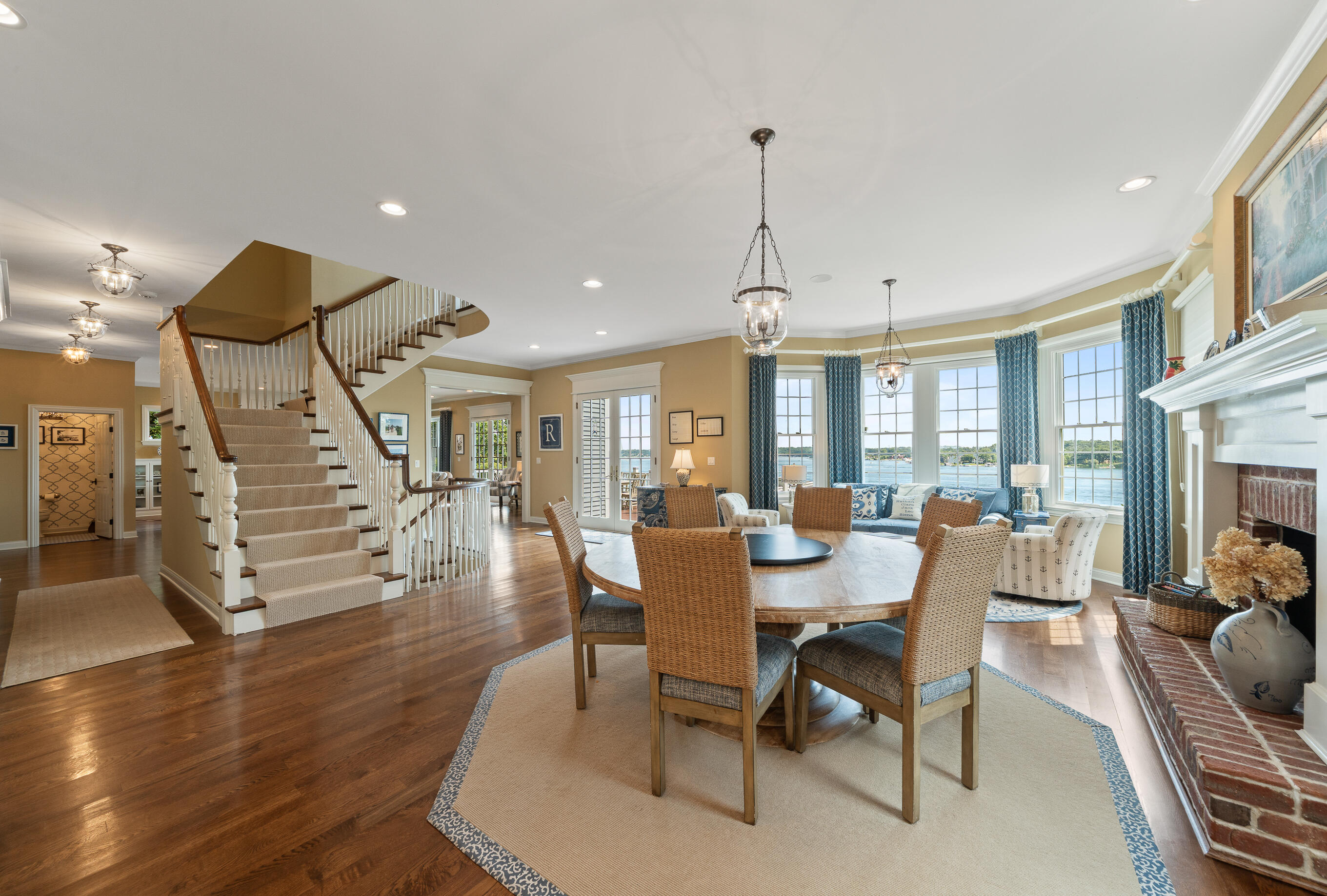 N2224 Bonnie Brae Ln