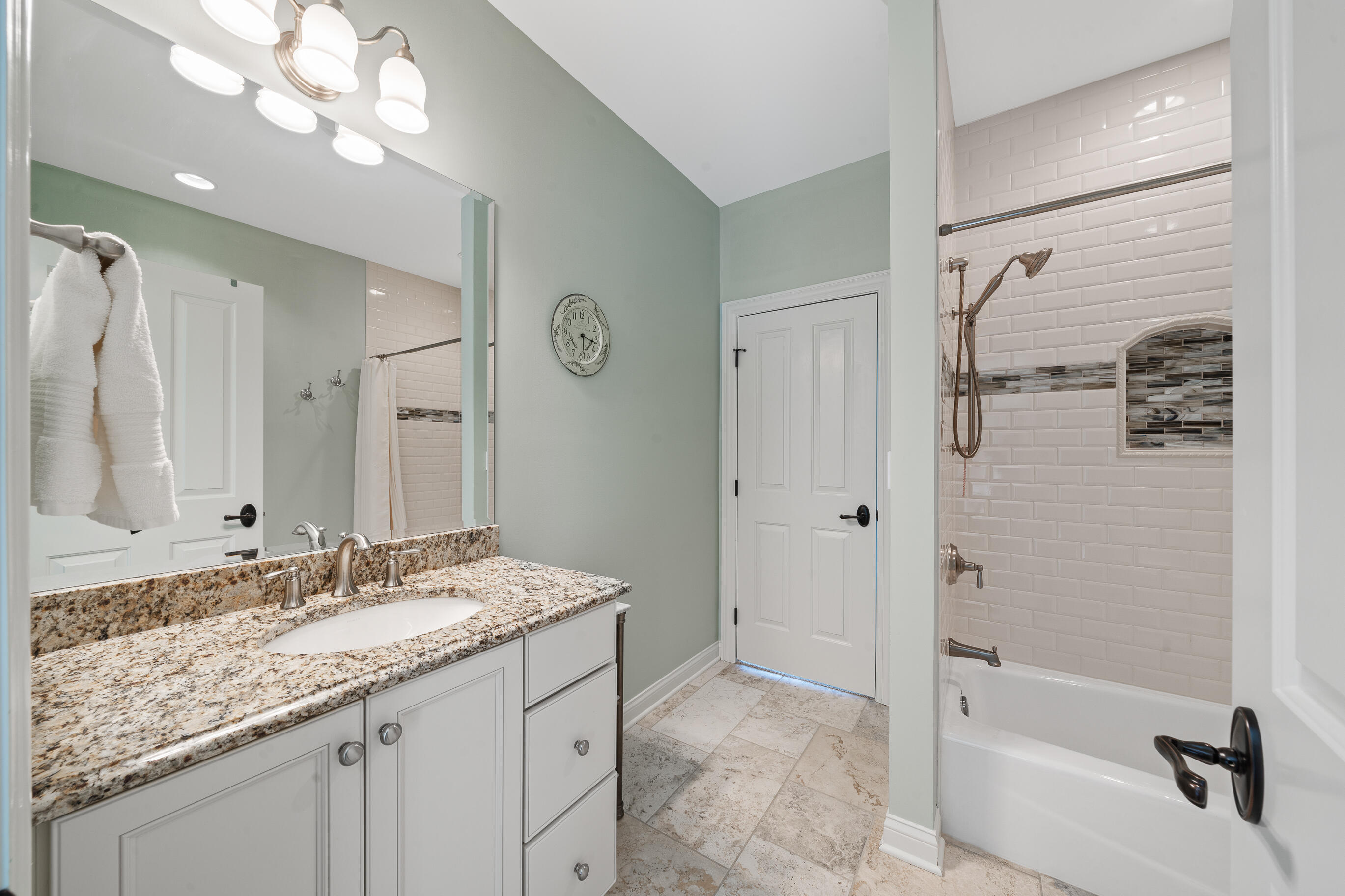 N2224 Bonnie Brae Ln