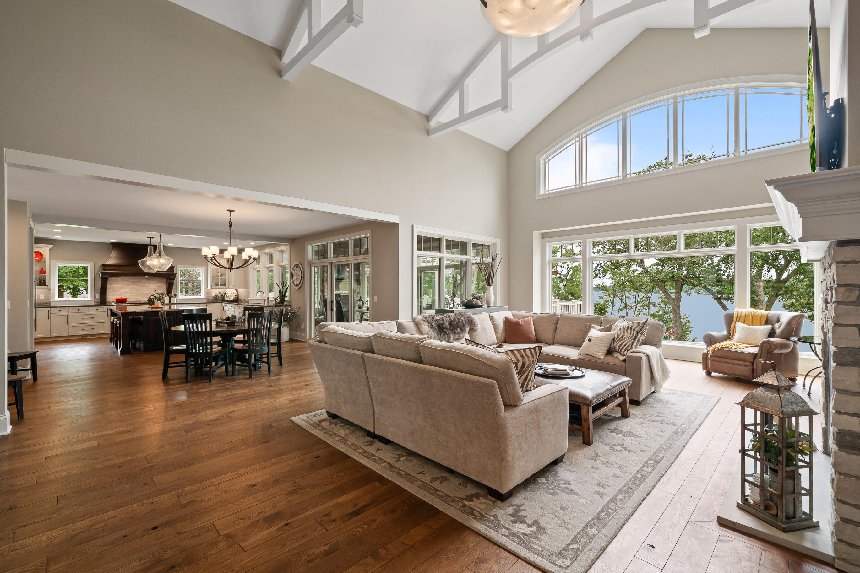 620 S Lake Shore Dr