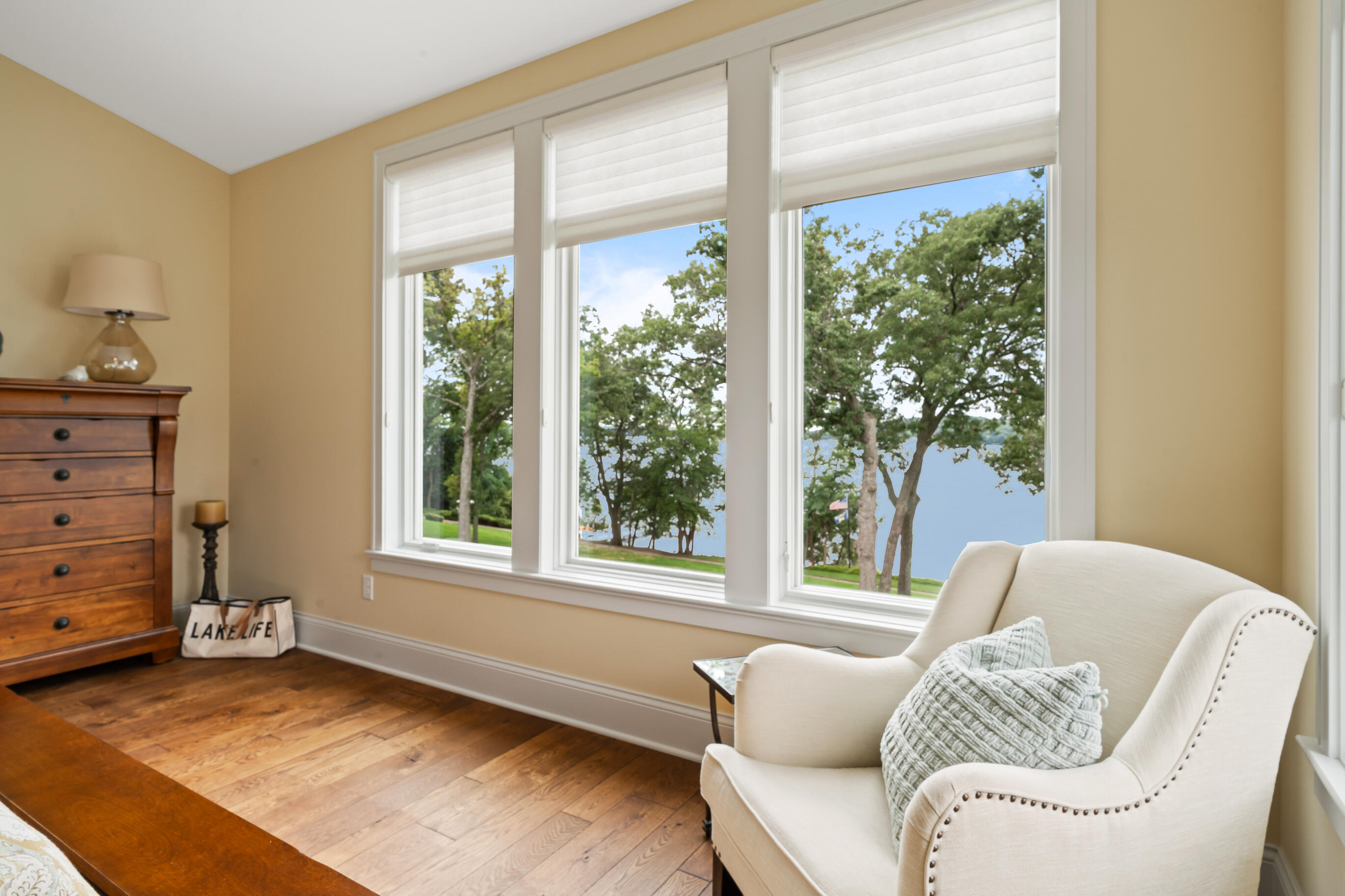 620 S Lake Shore Dr