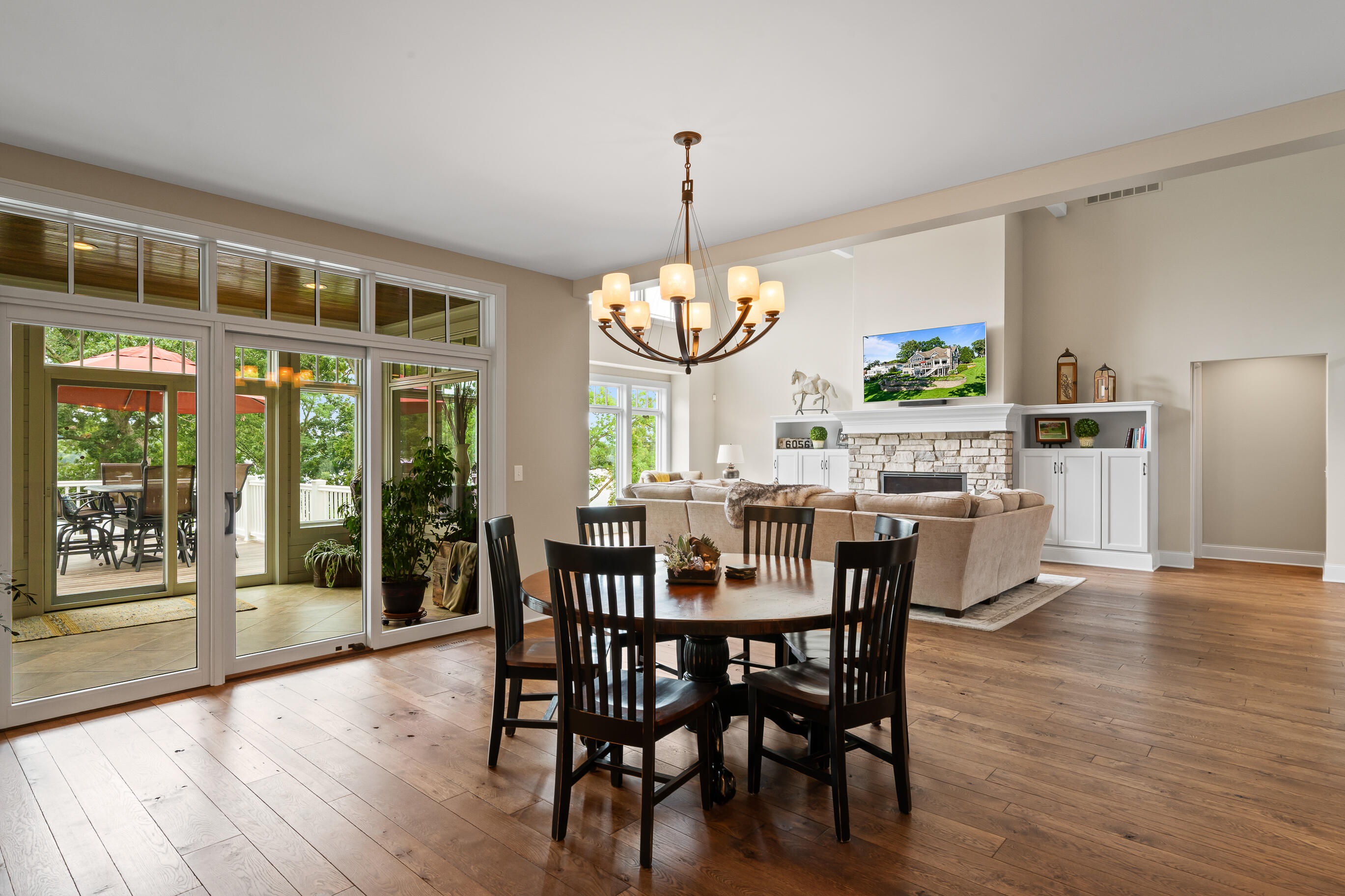 620 S Lake Shore Dr