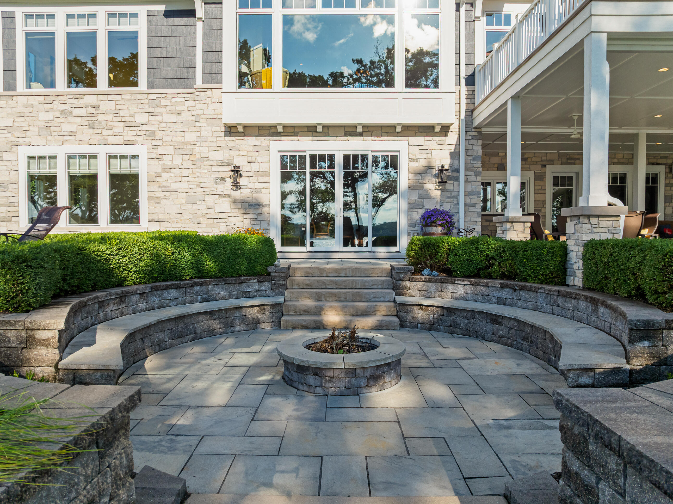 620 S Lake Shore Dr