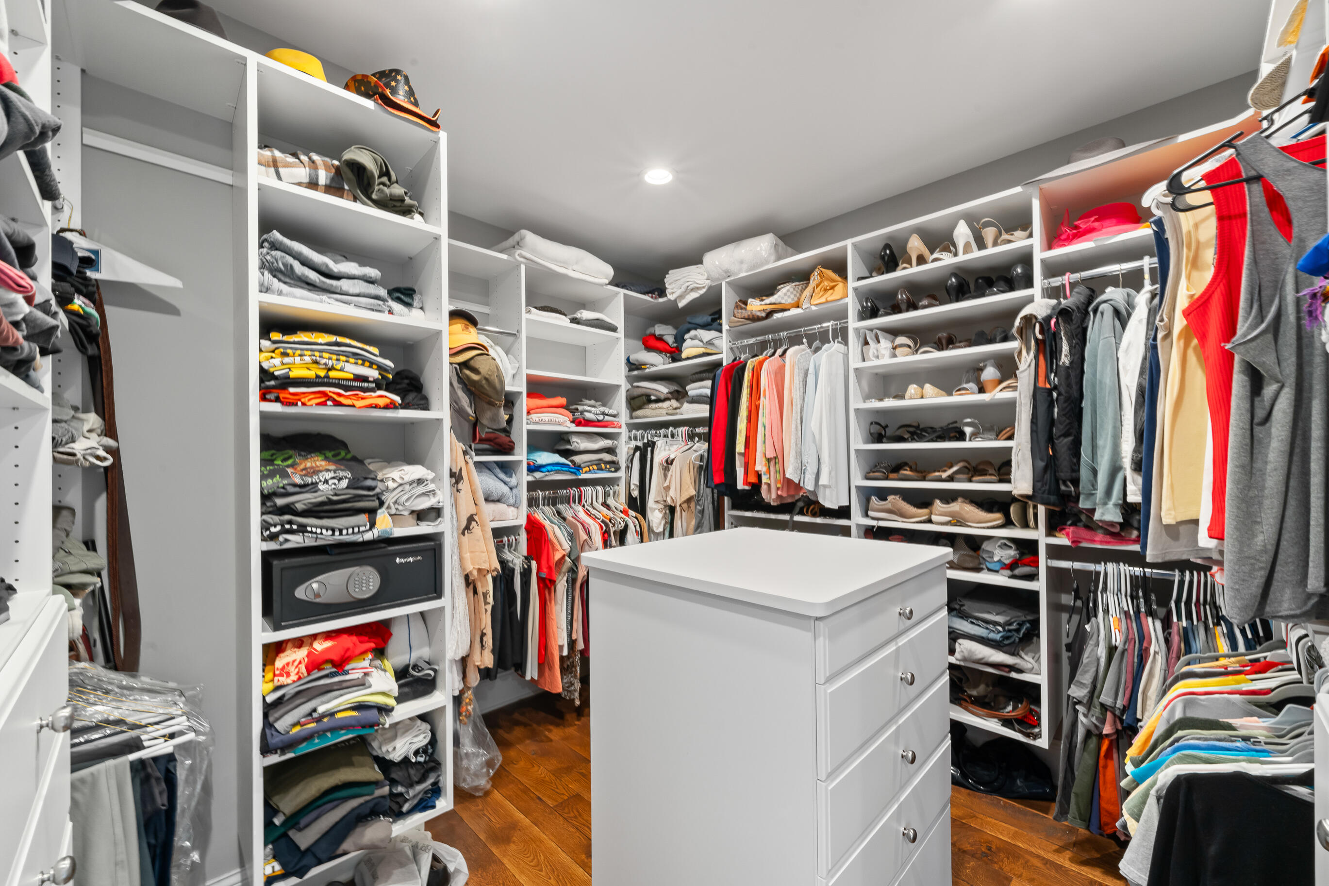 620 S Lake Shore Dr