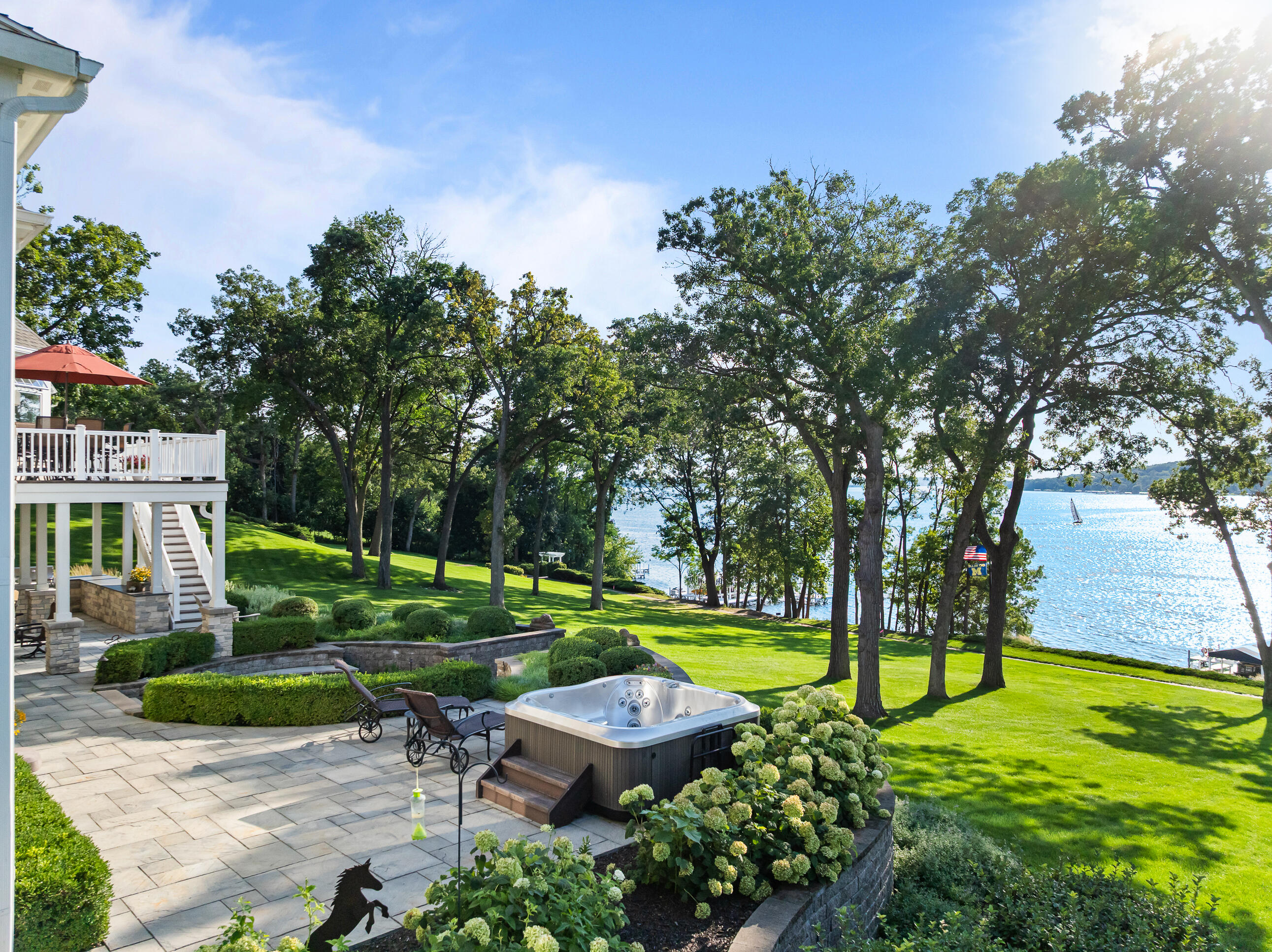 620 S Lake Shore Dr