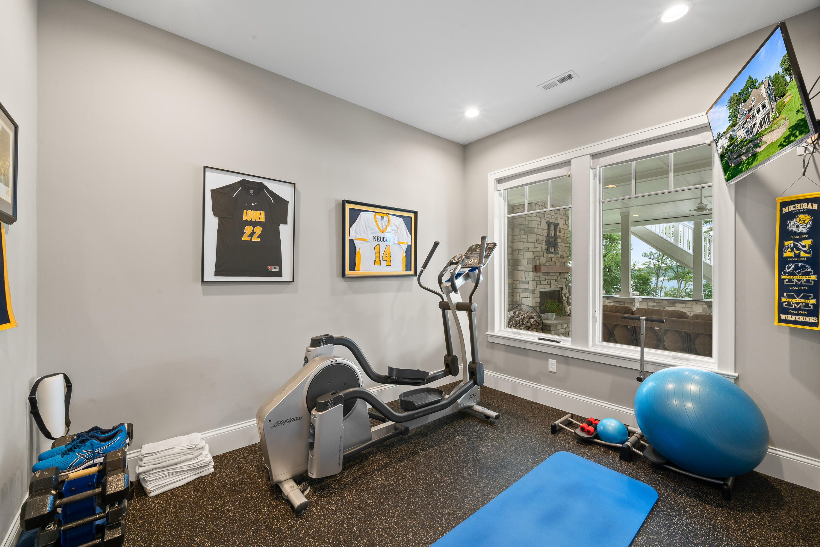 620 S Lake Shore Dr