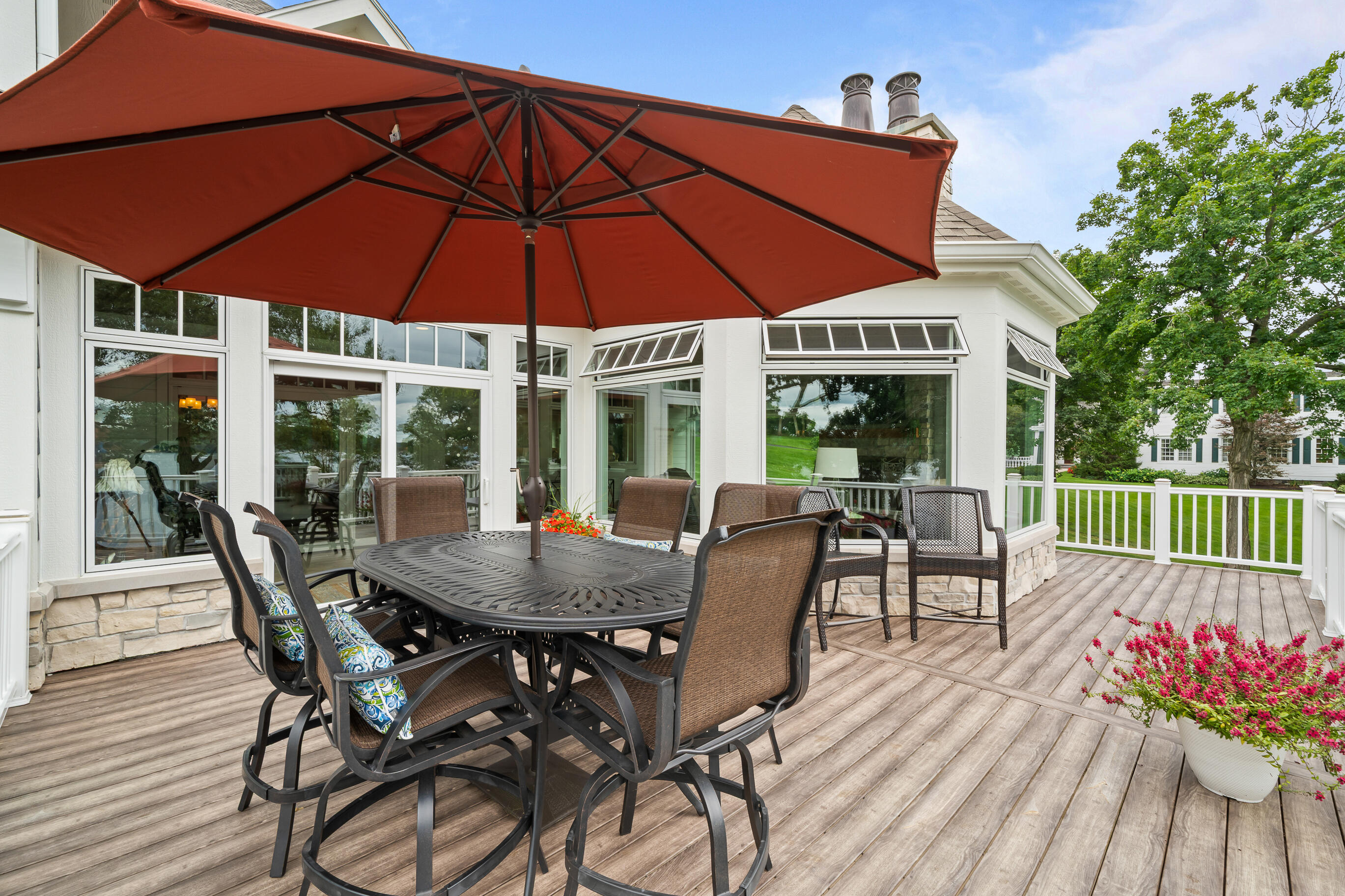 620 S Lake Shore Dr