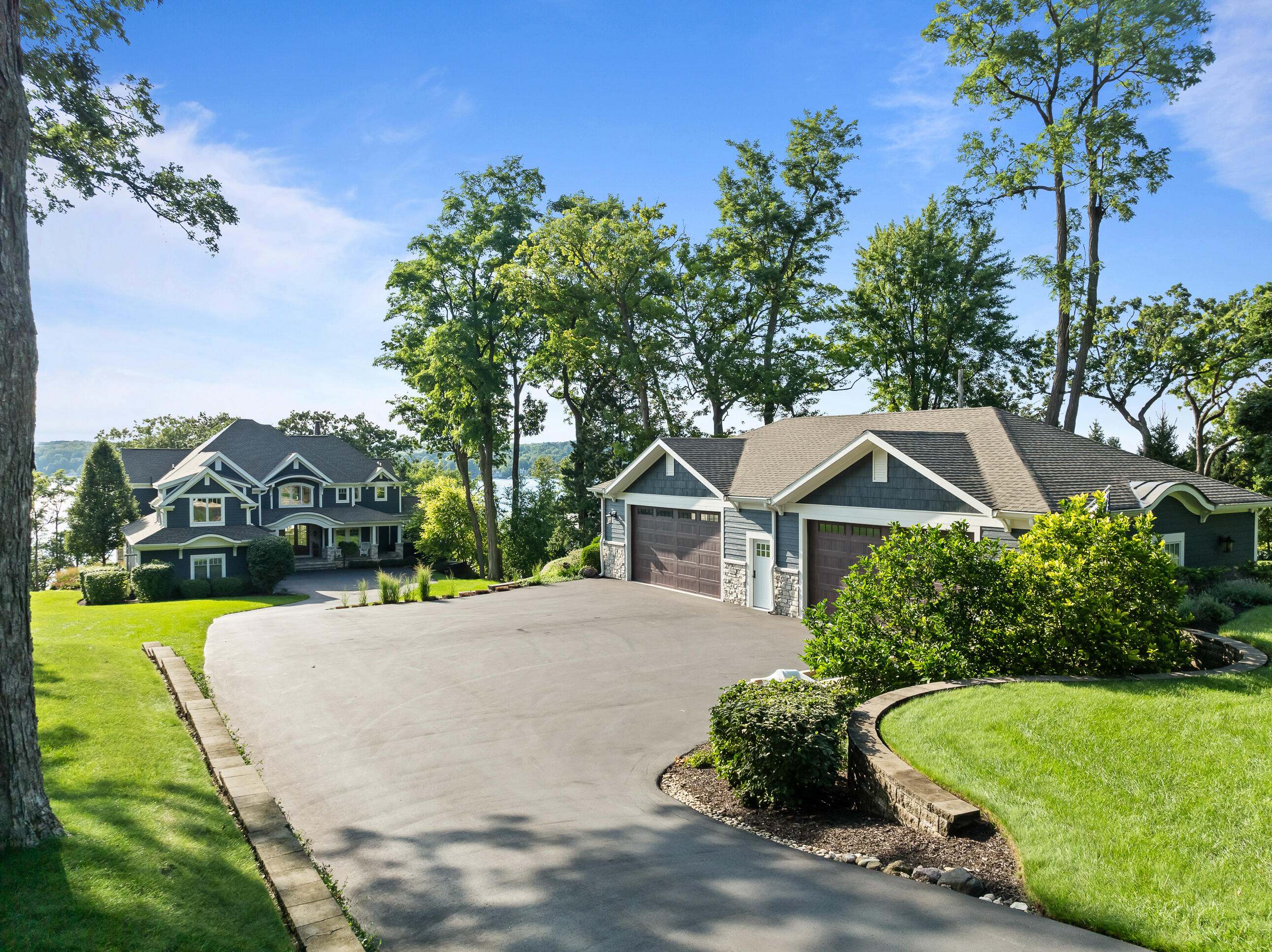 620 S Lake Shore Dr