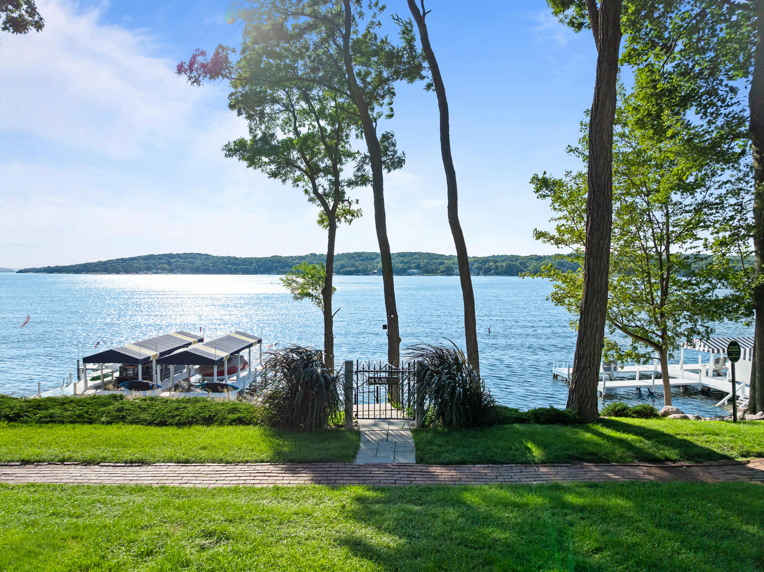 620 S Lake Shore Dr