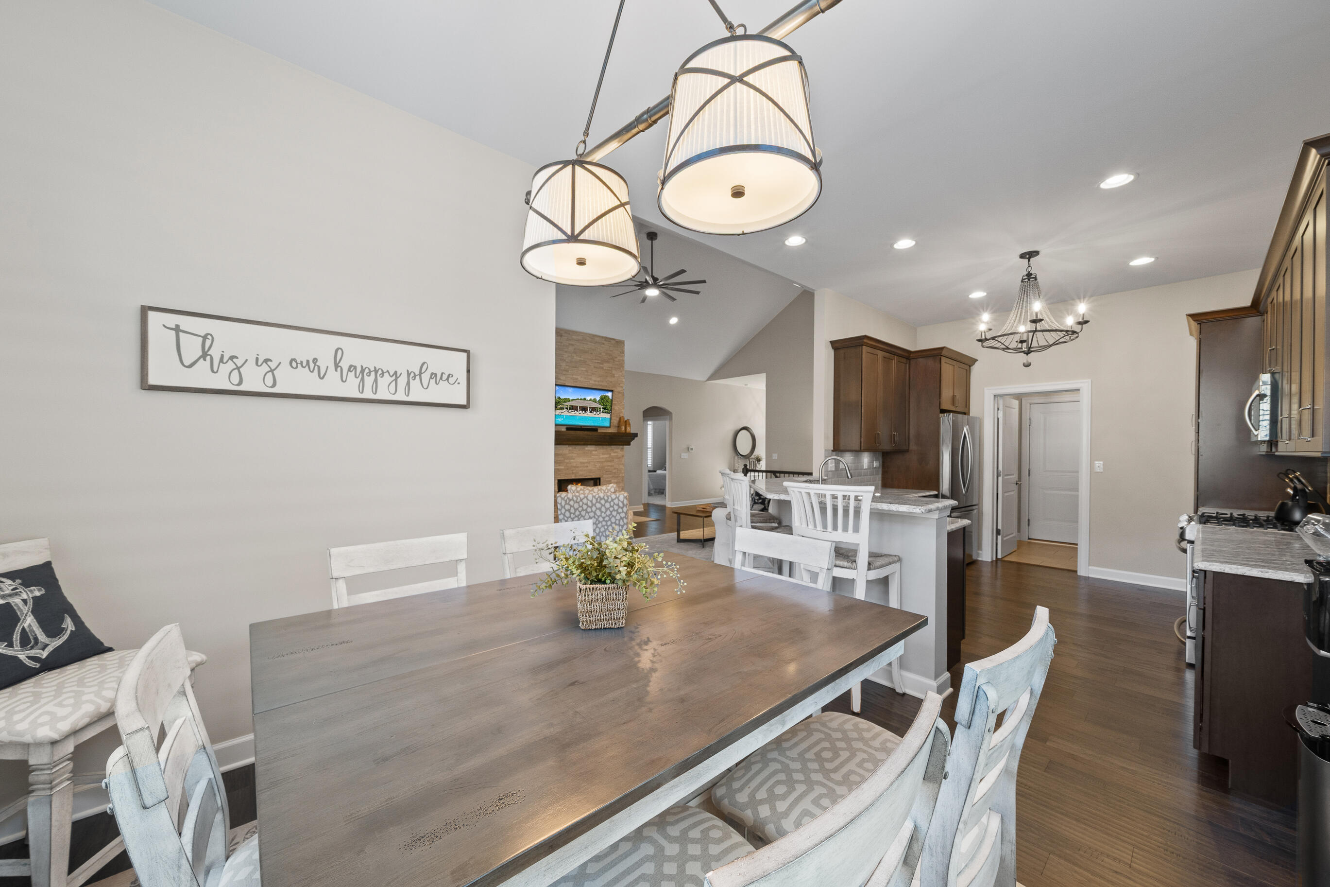 112 Lake Vista Circle