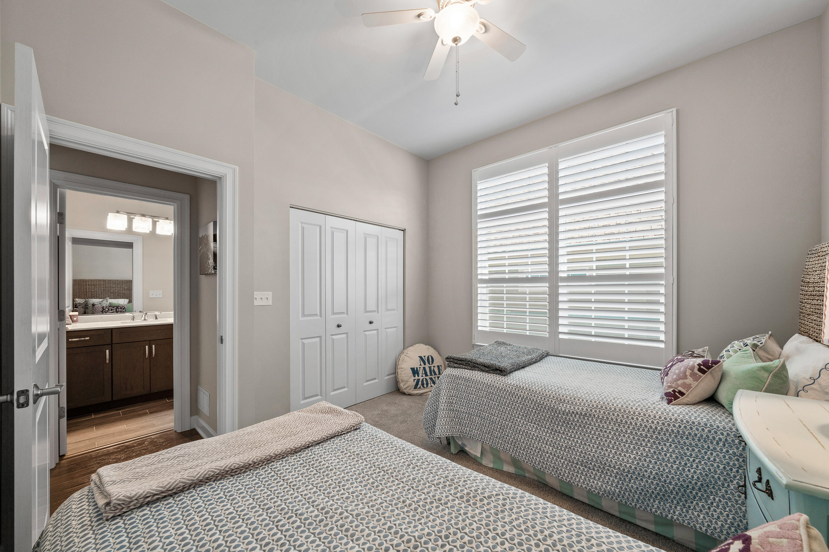 112 Lake Vista Circle