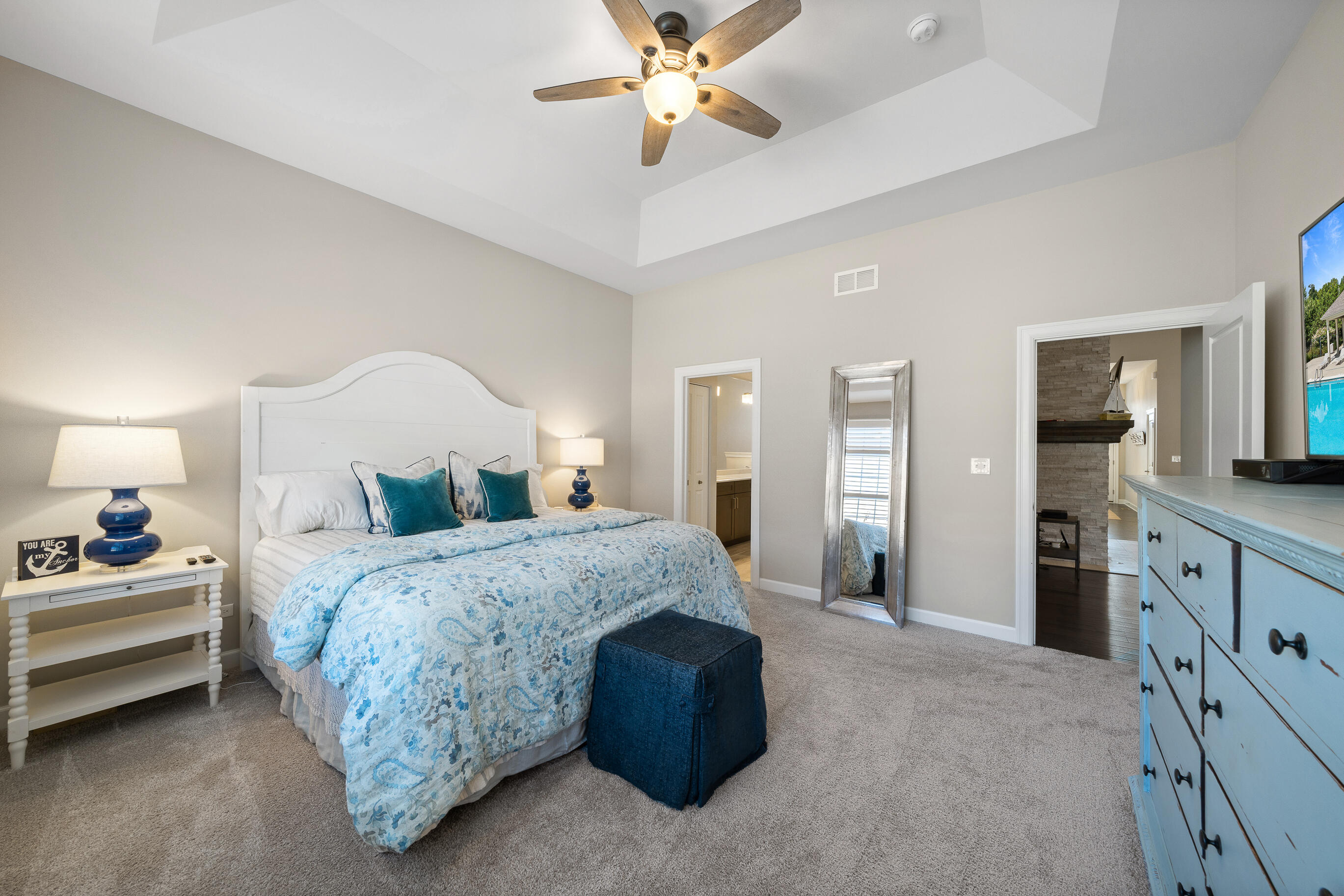 112 Lake Vista Circle