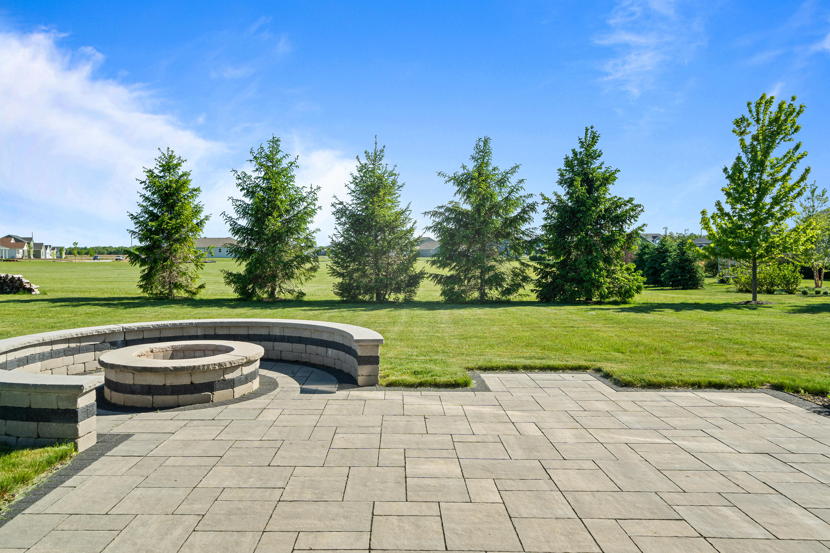 465 Chasefield Dr