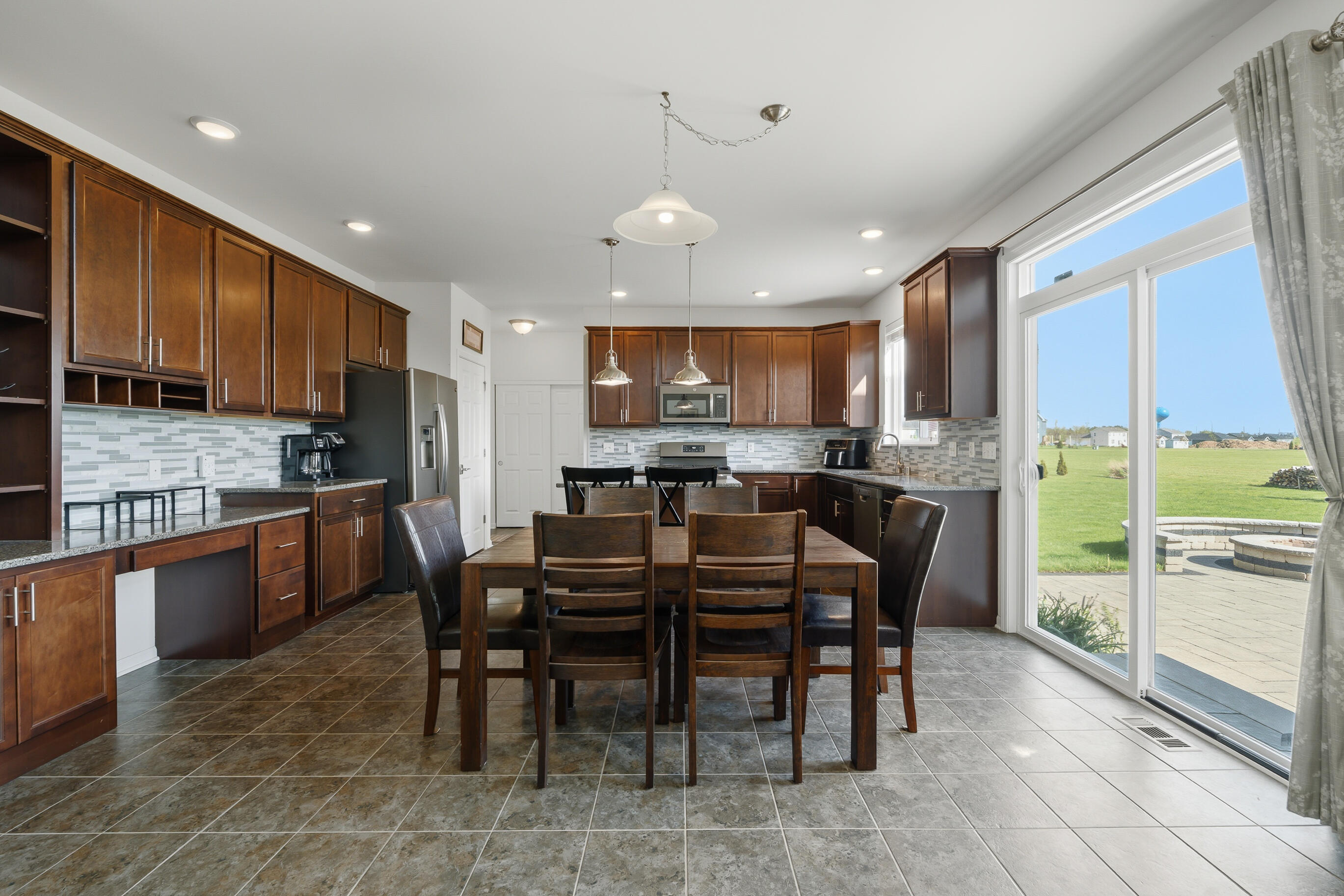 465 Chasefield Dr