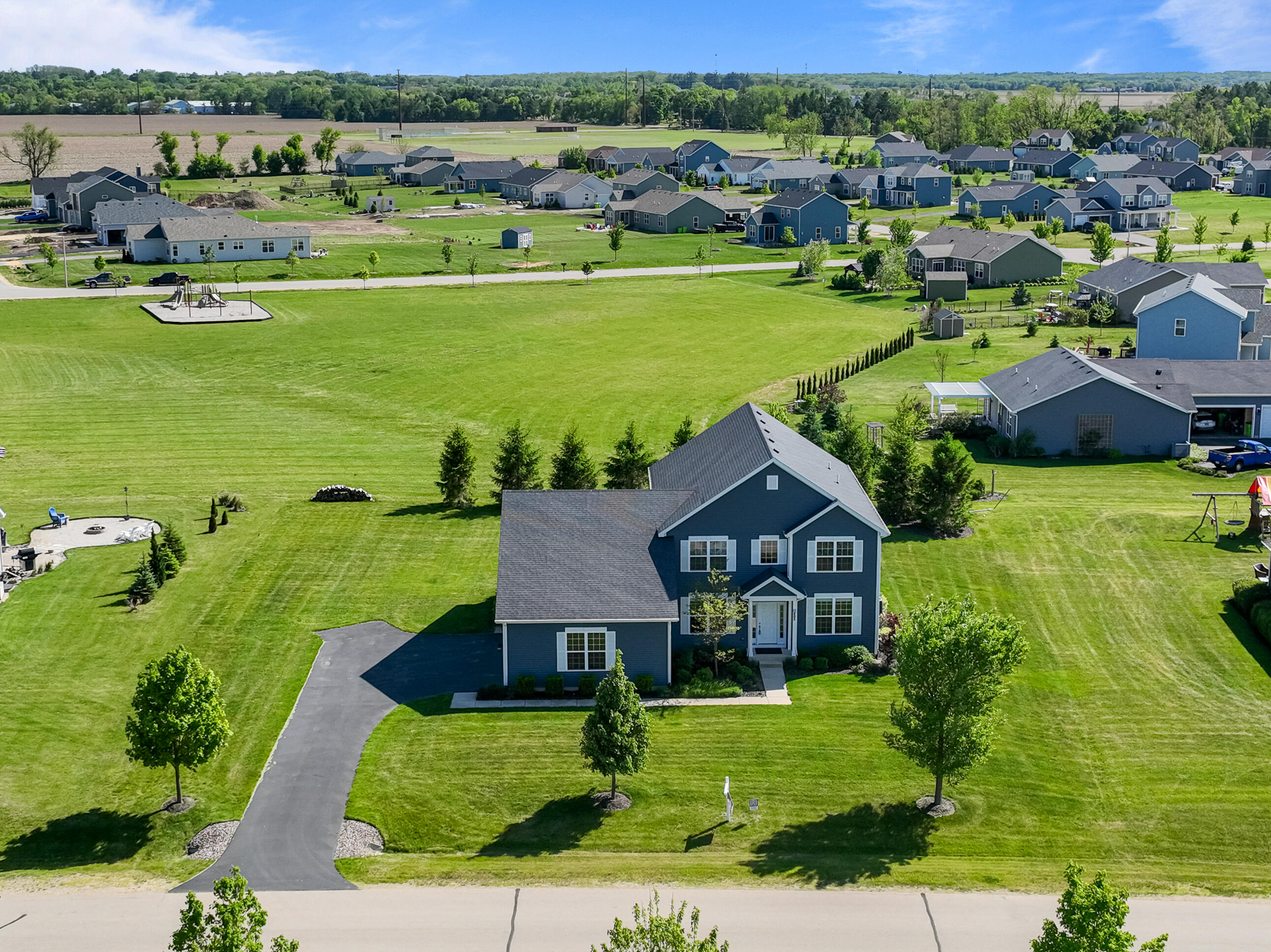 465 Chasefield Dr