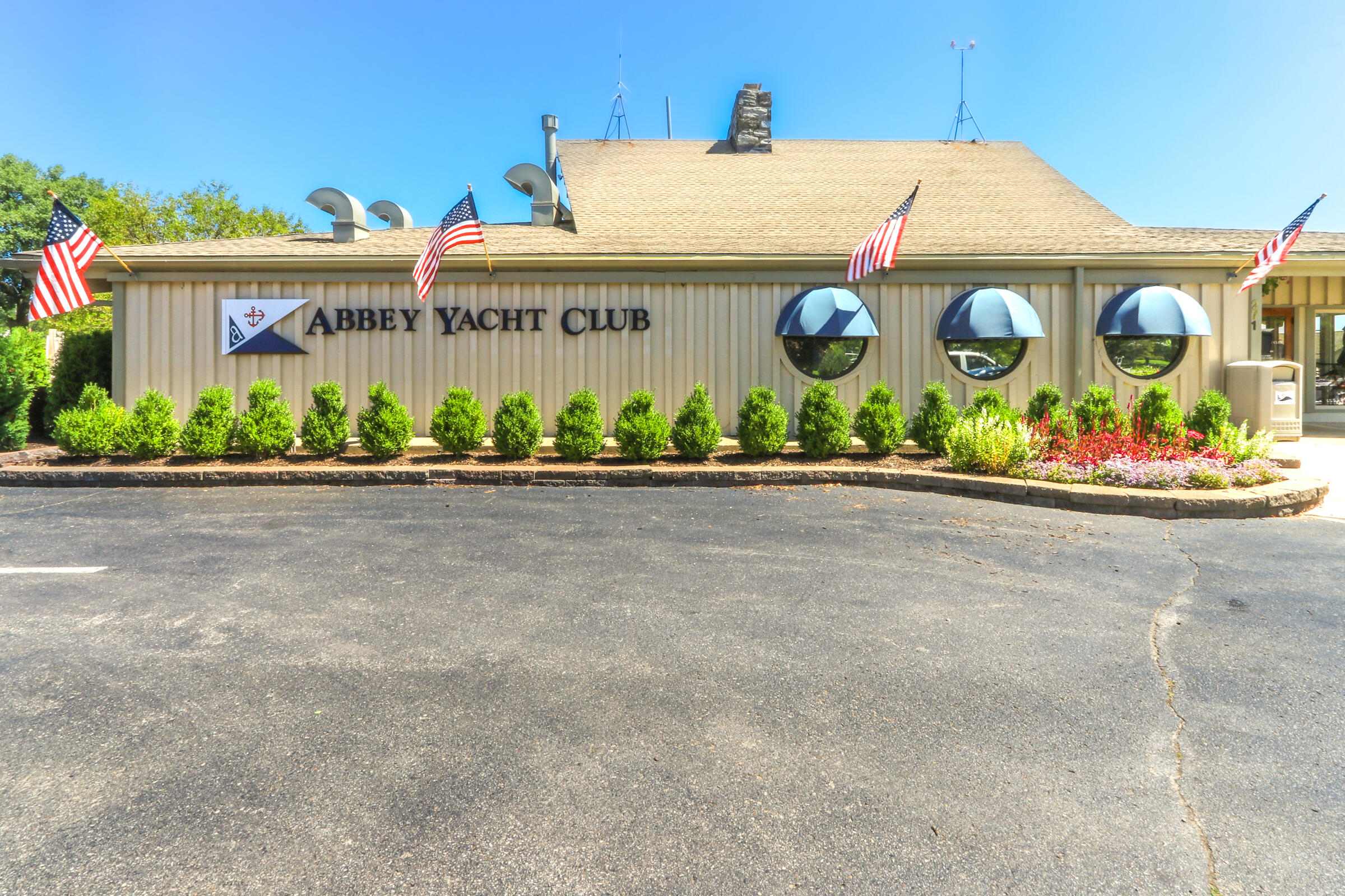 271 Fontana Blvd Unit: 930