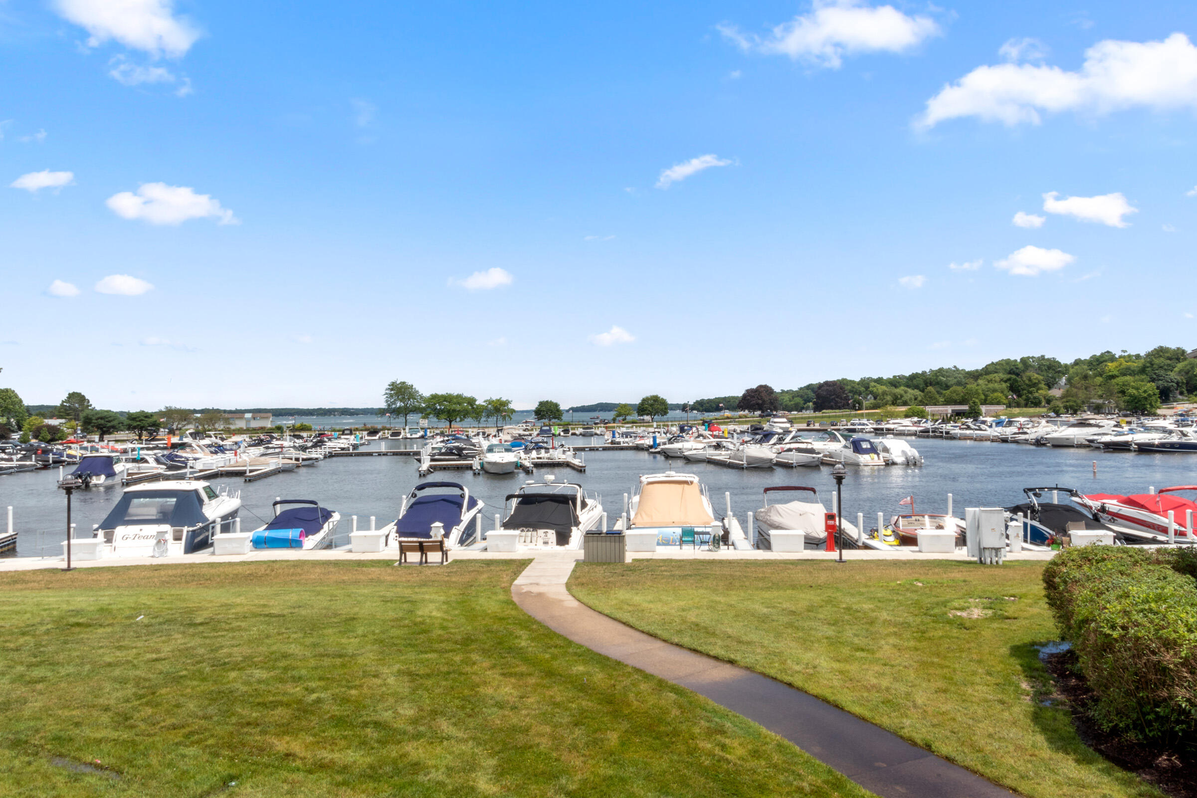 271 Fontana Blvd Unit: 930