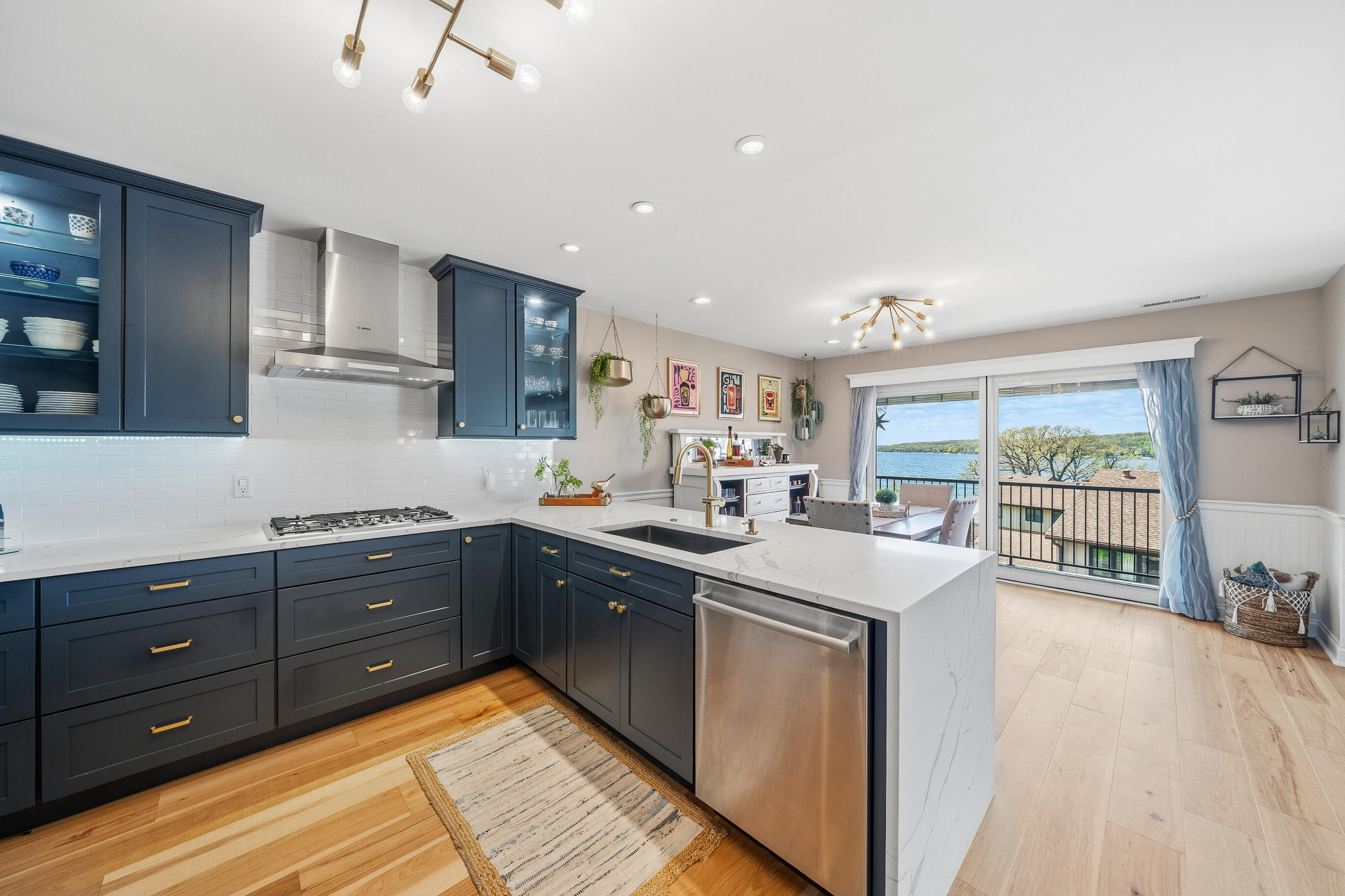 1070 S Lake Shore Dr Unit: 11 2-B
