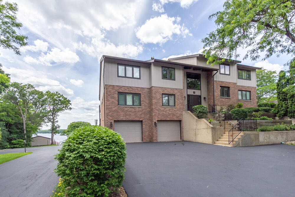 1070 S Lake Shore Dr Unit: 11 2-B