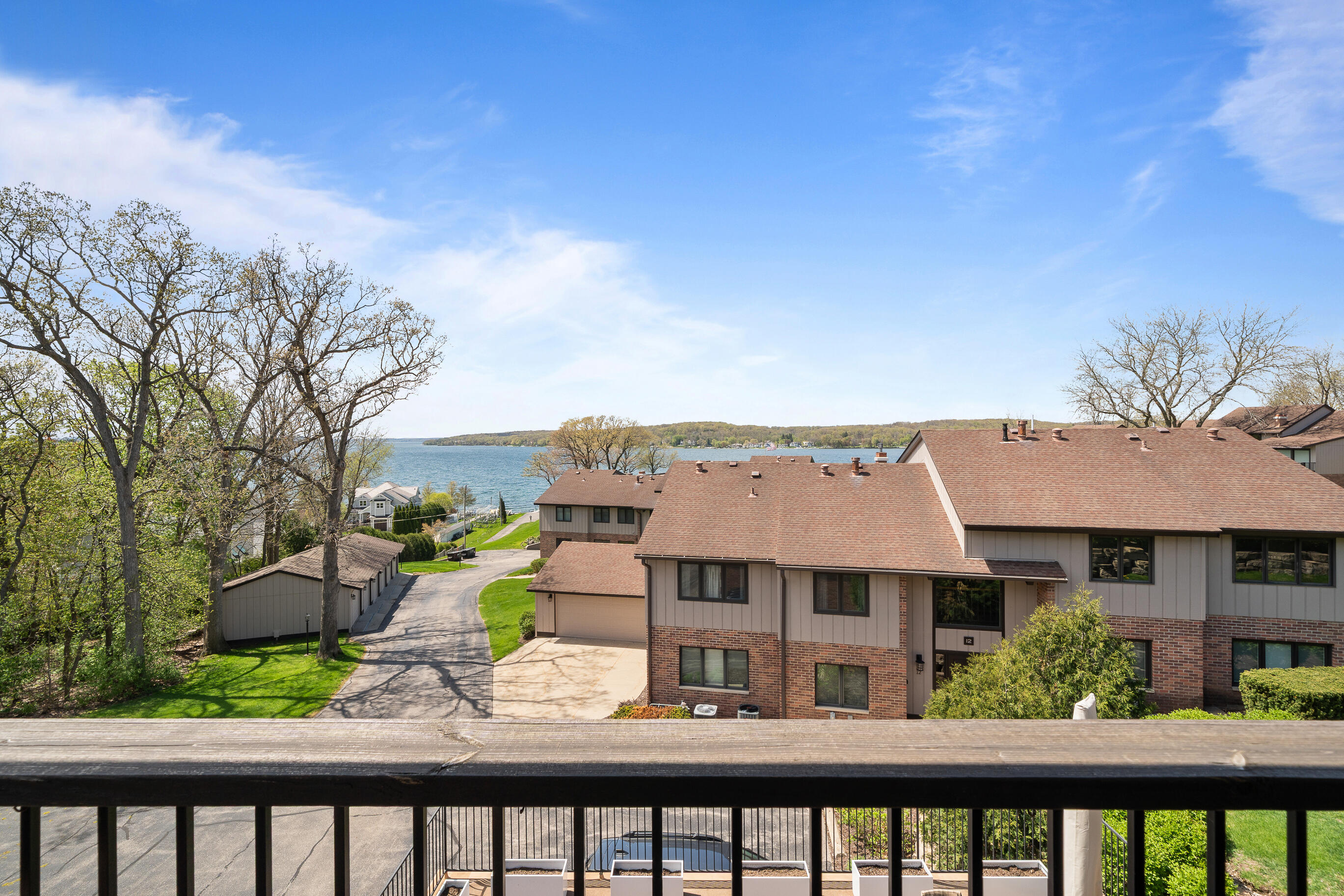 1070 S Lake Shore Dr Unit: 2-B