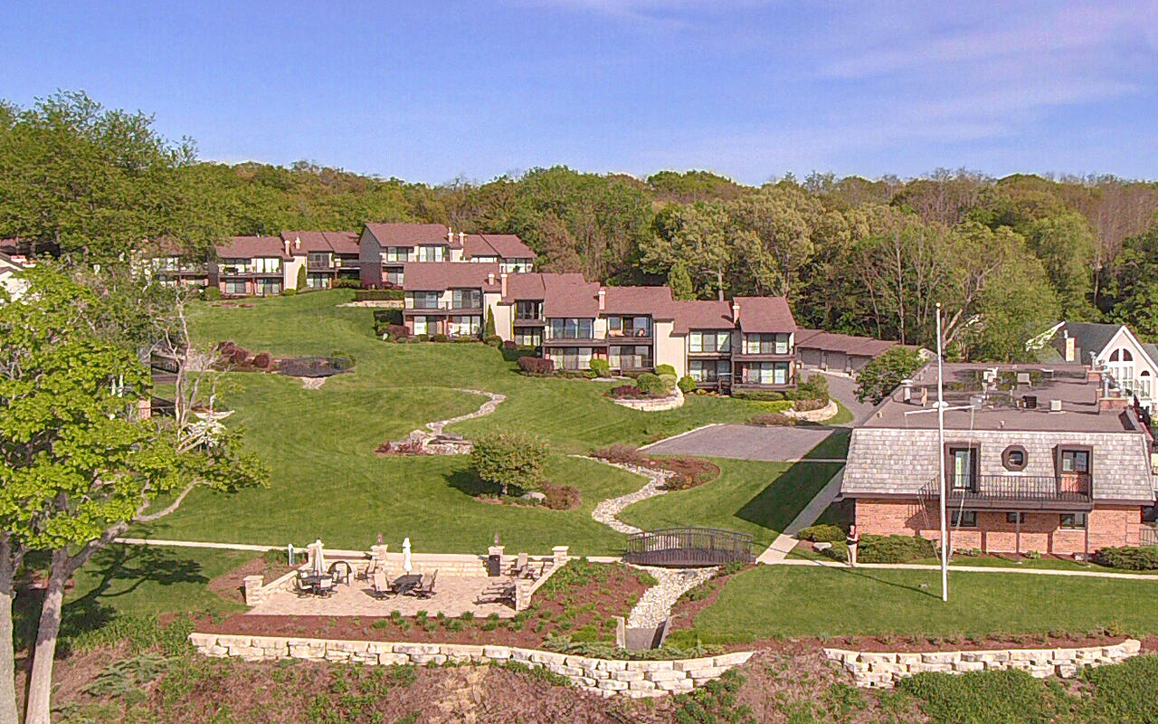 1070 S Lake Shore Dr Unit: 11 2-B