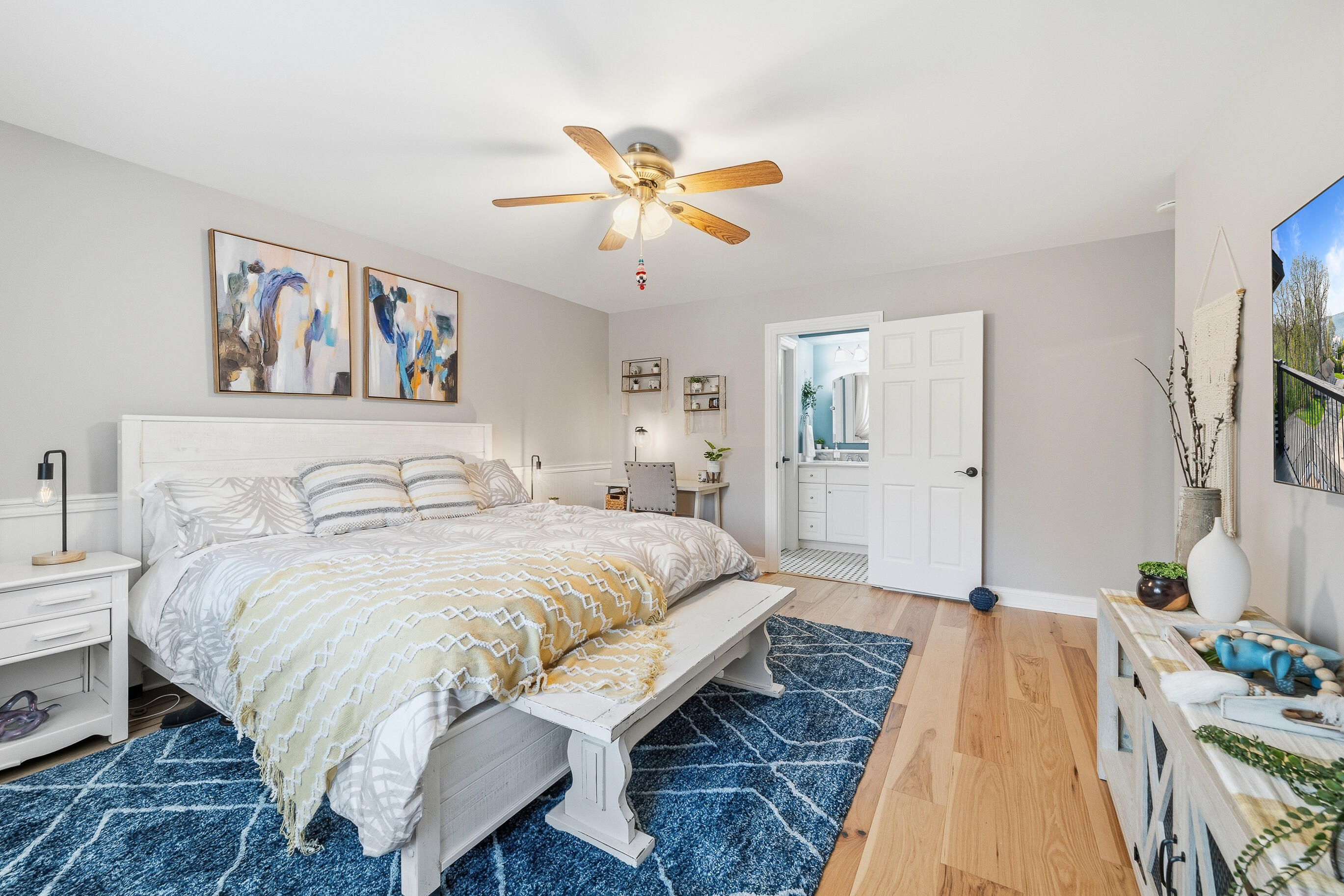1070 S Lake Shore Dr Unit: 11 2-B