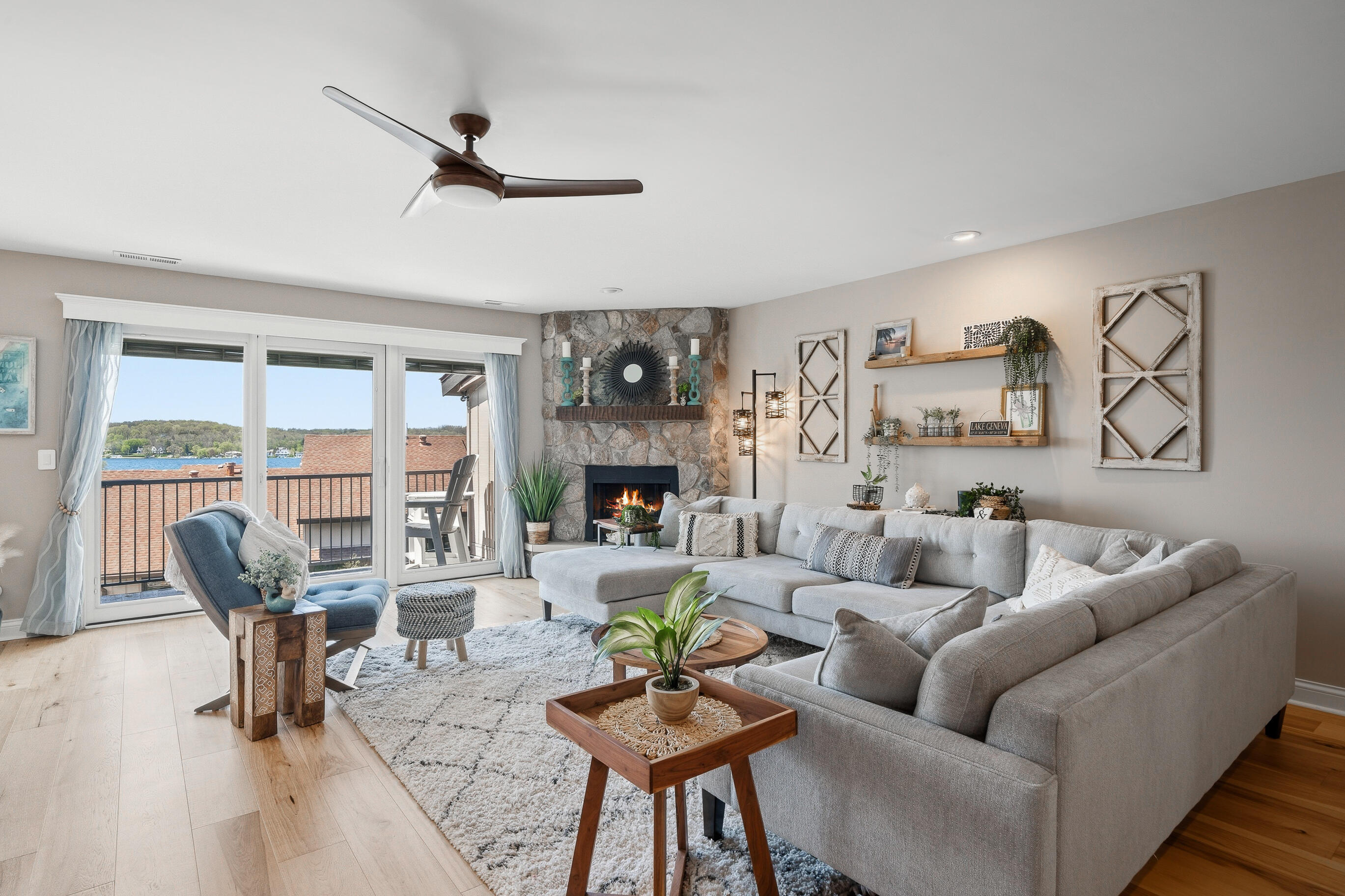 1070 S Lake Shore Dr Unit: 11 2-B